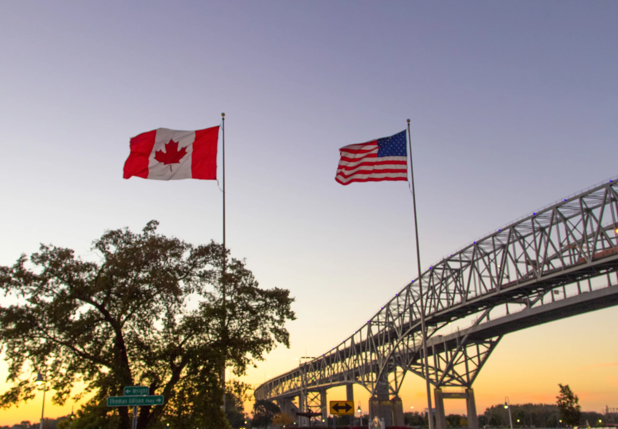 International-Blue-Water-Bridge-Crossing-Between-Port-Huron-Michigan-And-Sarnia-Ontario-1126897734_2081x1445.jpeg