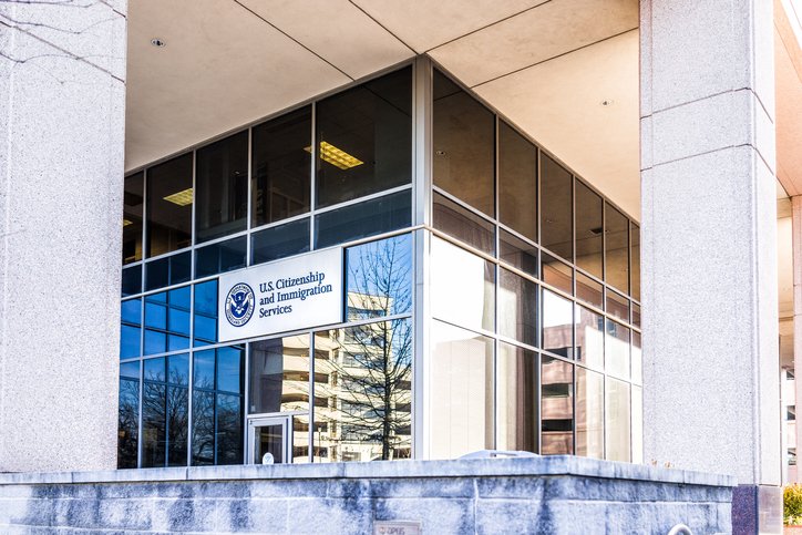 USCIS to Stop Issuing Combination Work and Travel Cards