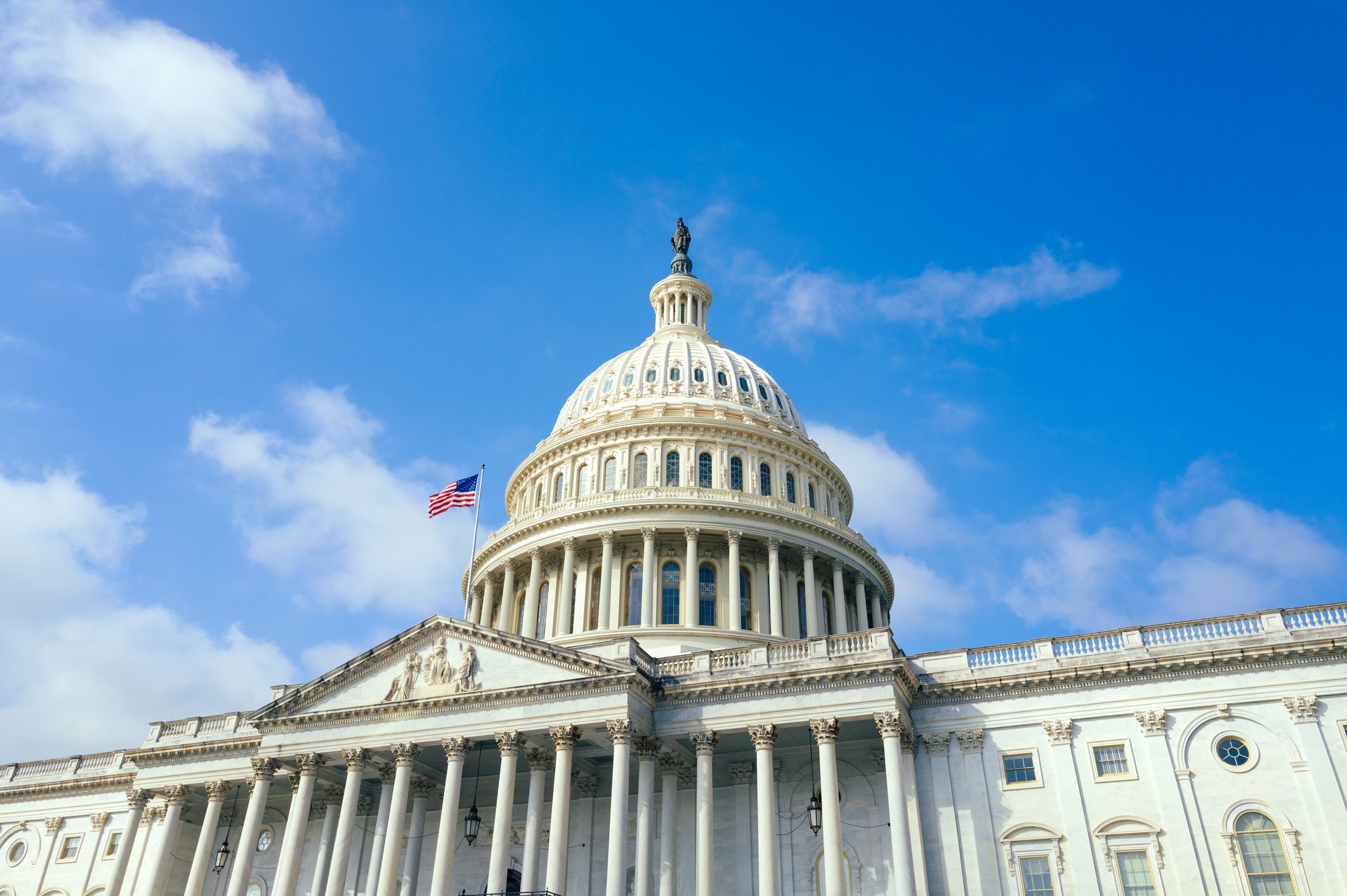 USCIS Reportedly Not Following Premium Processing Timelines