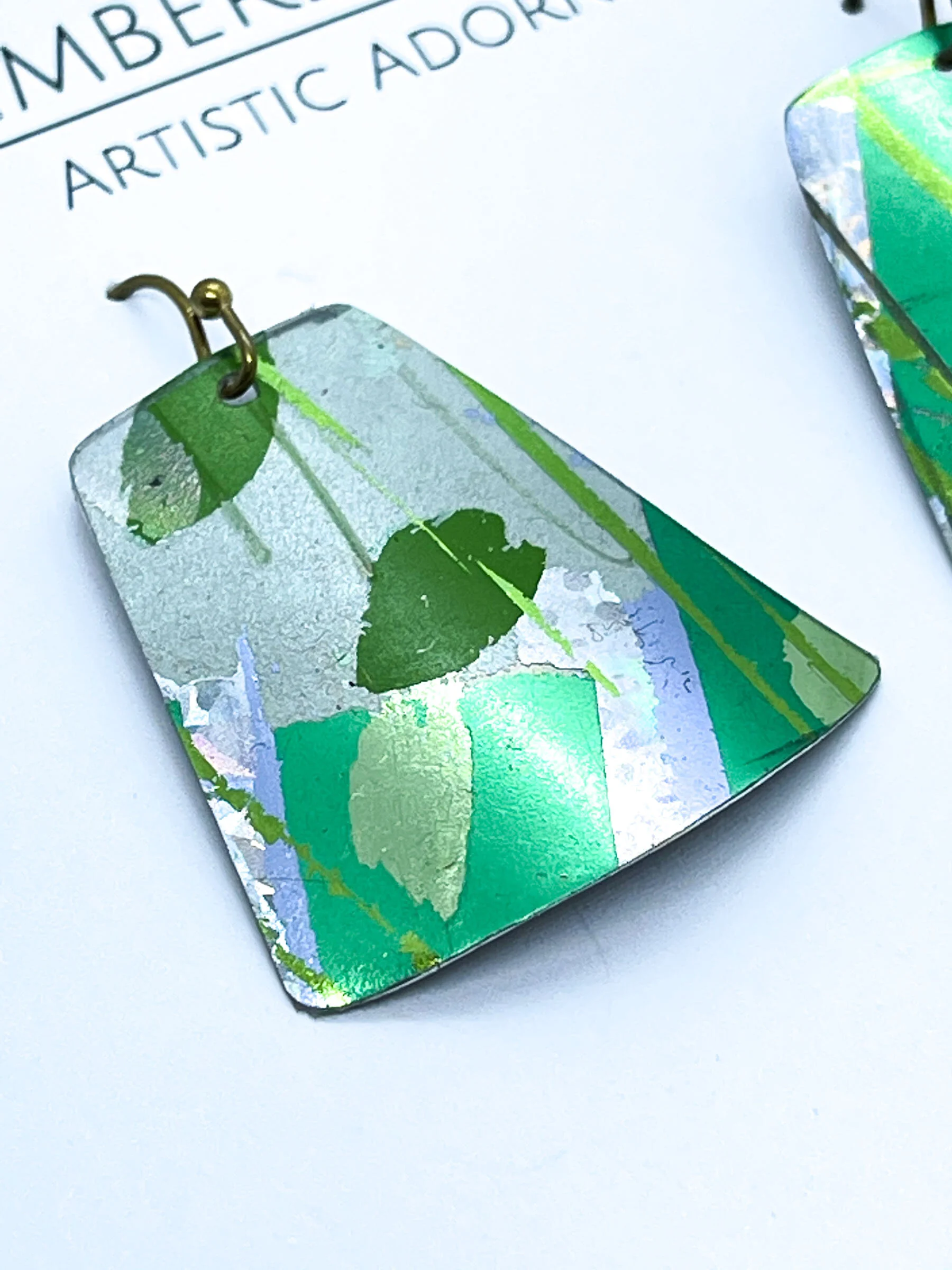 Ava S 1003 Detail 1.JPG