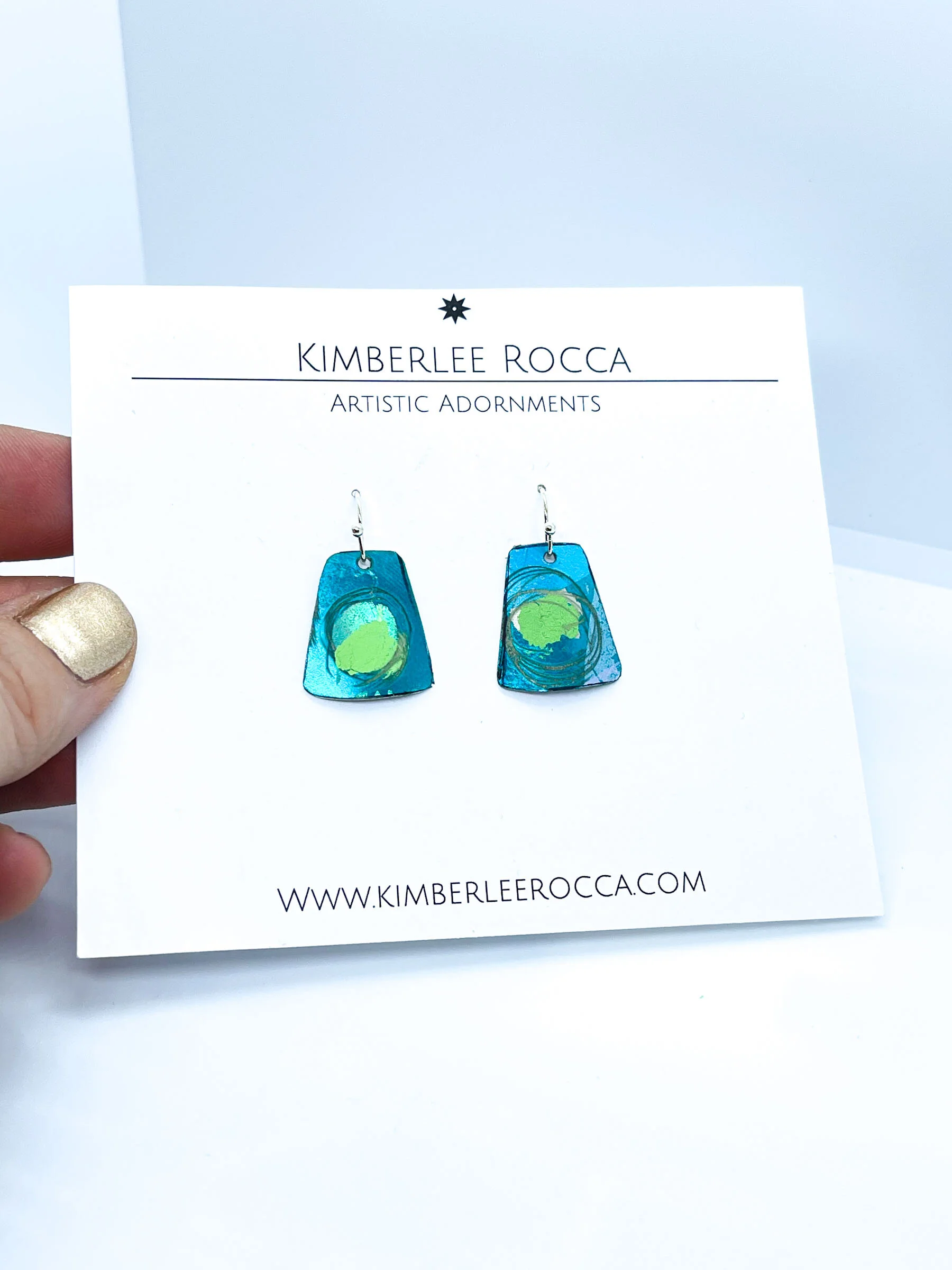 Ava XS 1012 Hand 2.JPG