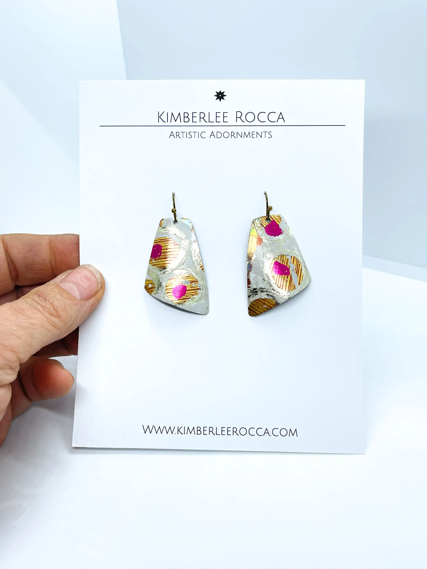 Ella S 1002 Hand.JPG