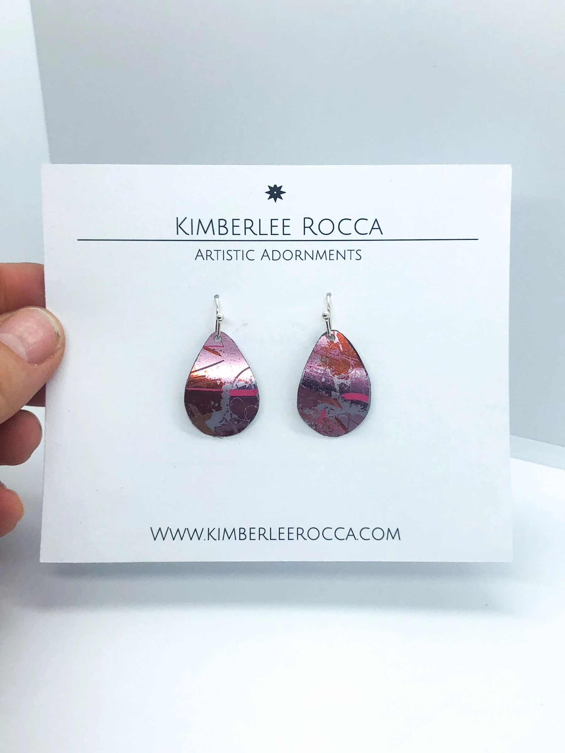 Julia xs 1008 Hand.JPG