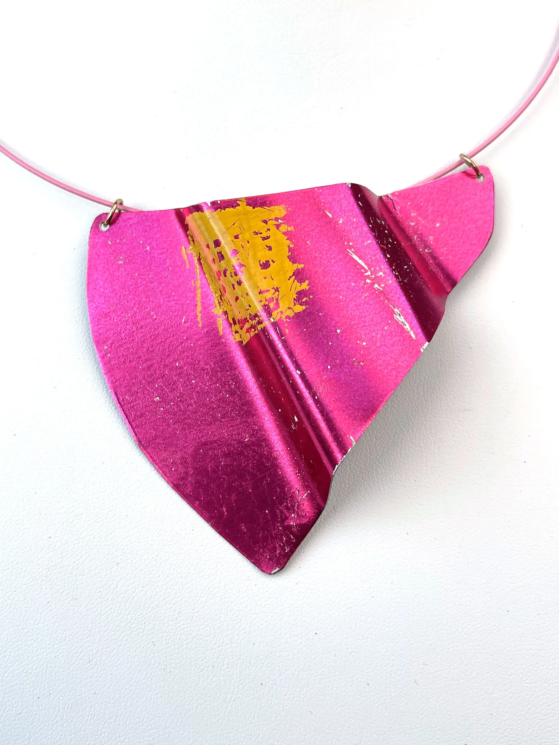 Pendant 12