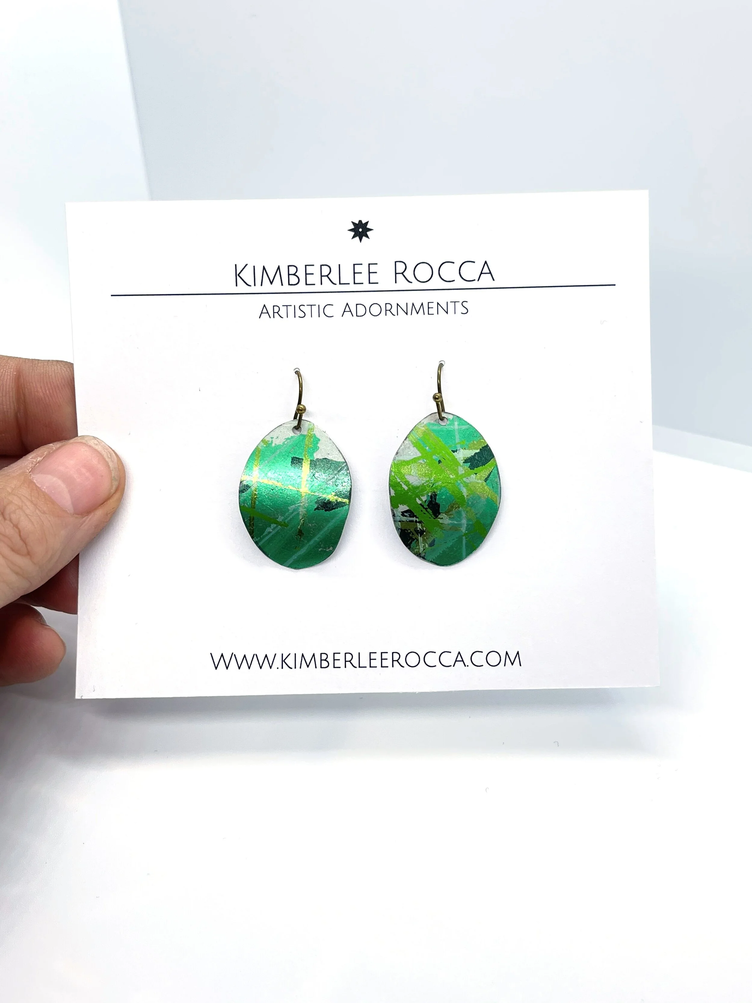 Sloane XS 1003 Hand.JPG