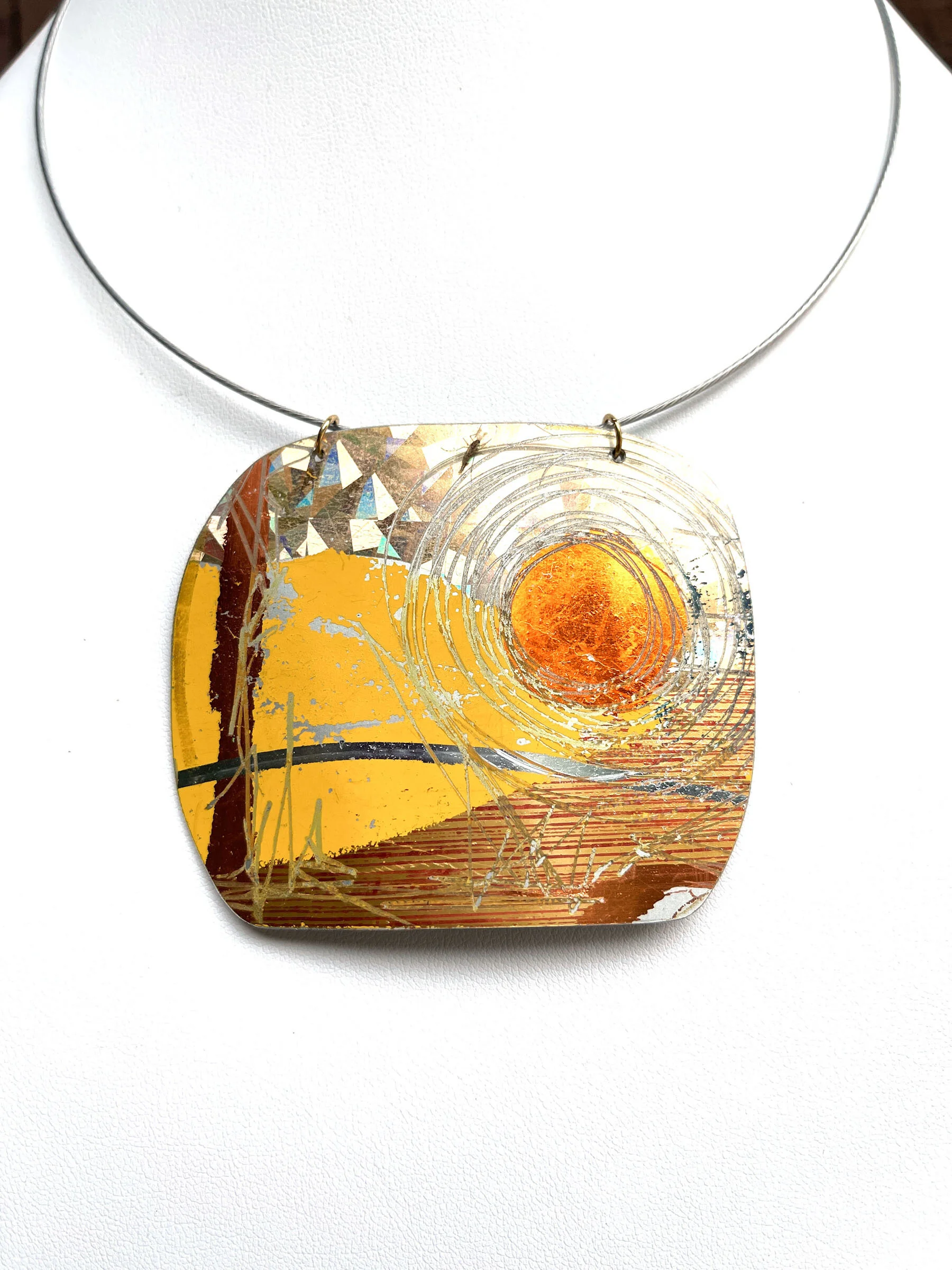 Pendant 89