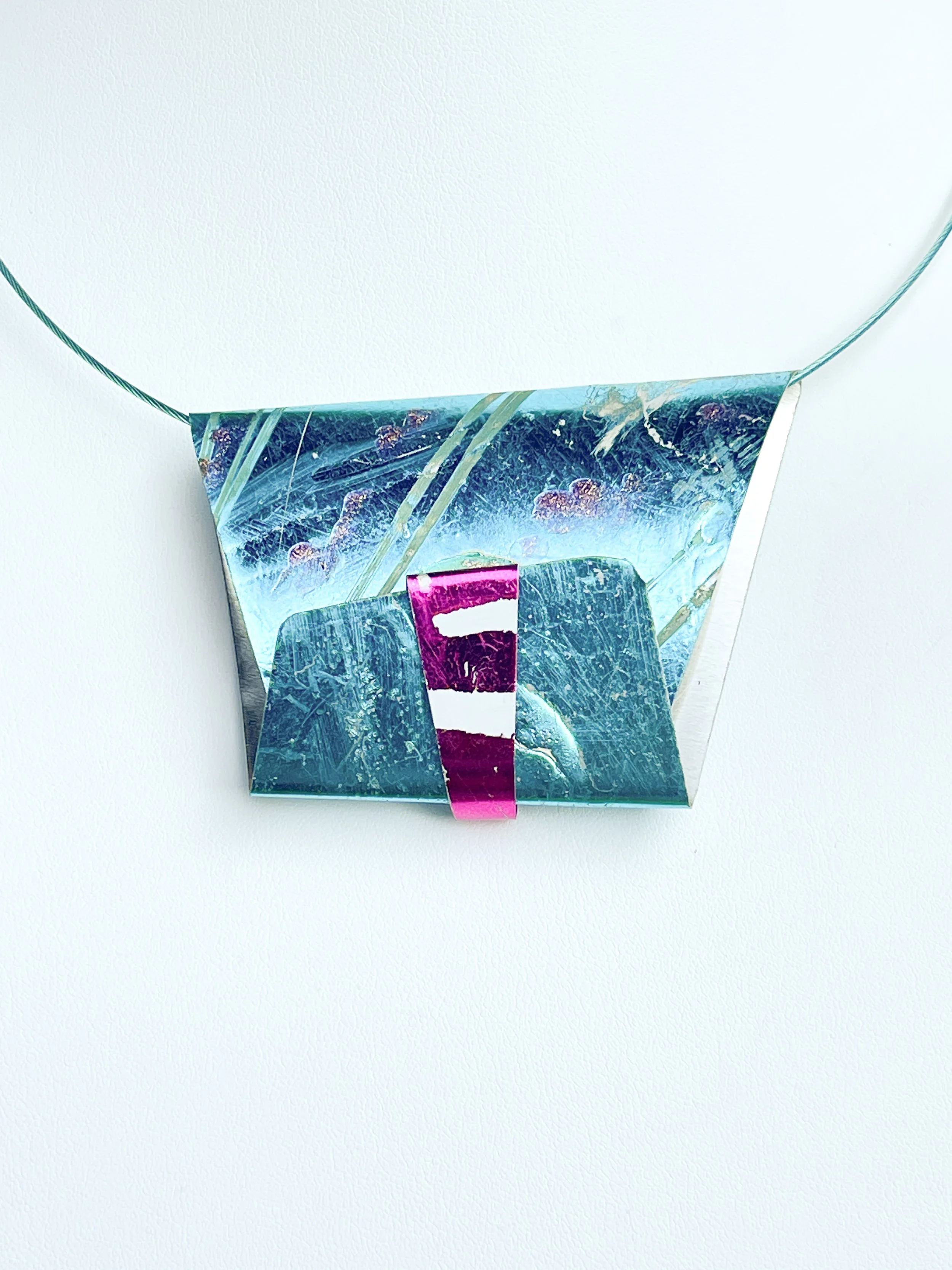 Pendant 202 (2).JPG