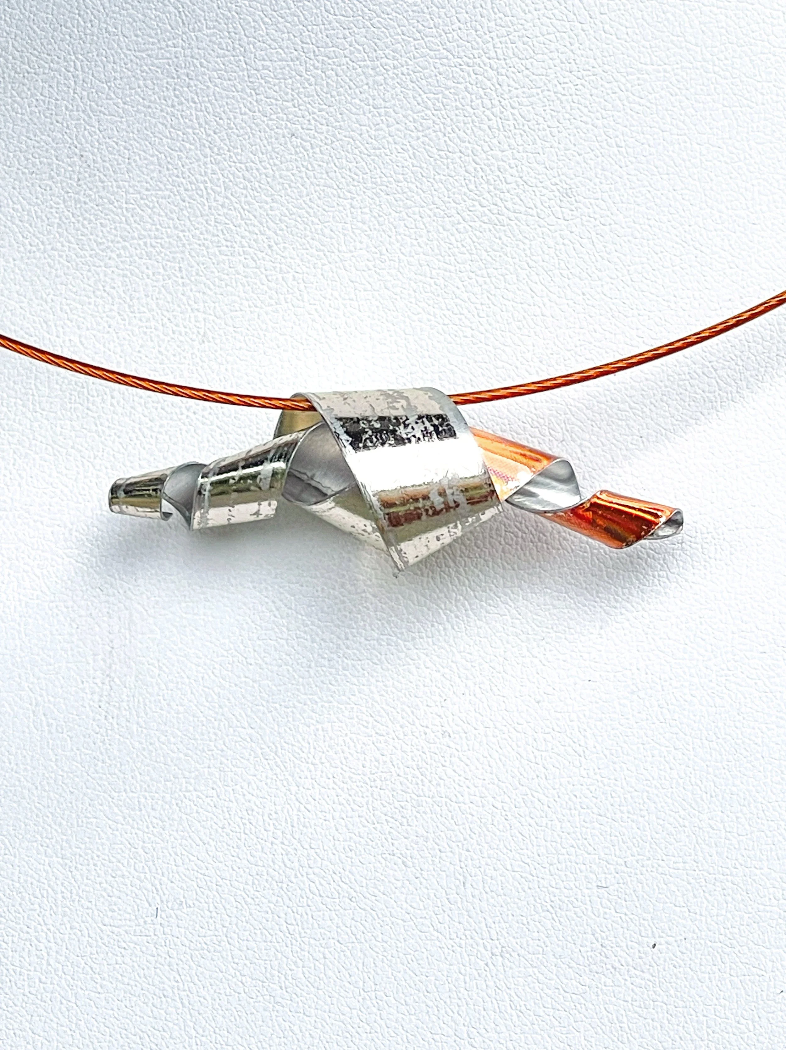 Pendant 193