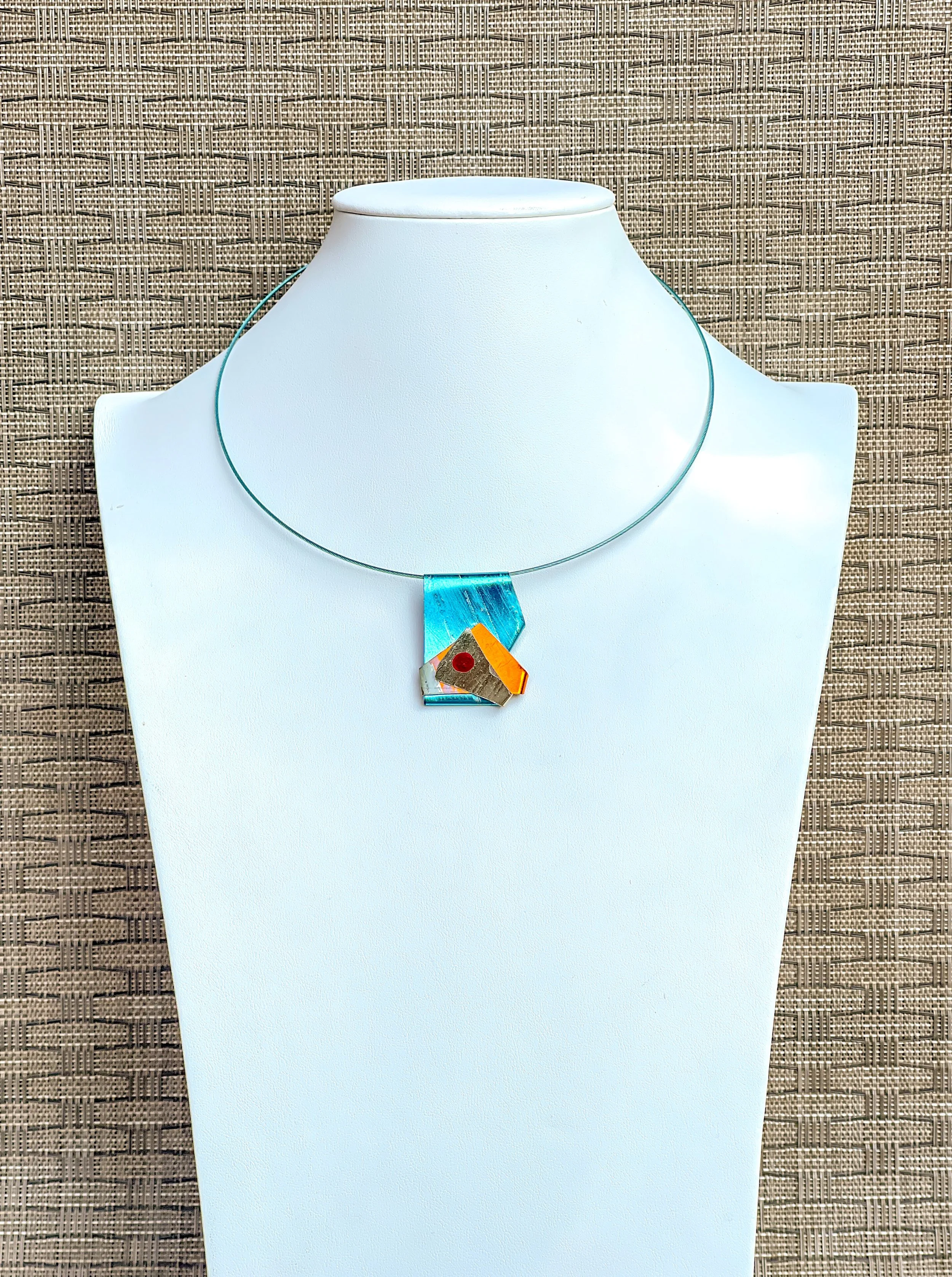 Pendant 208 $95.JPG