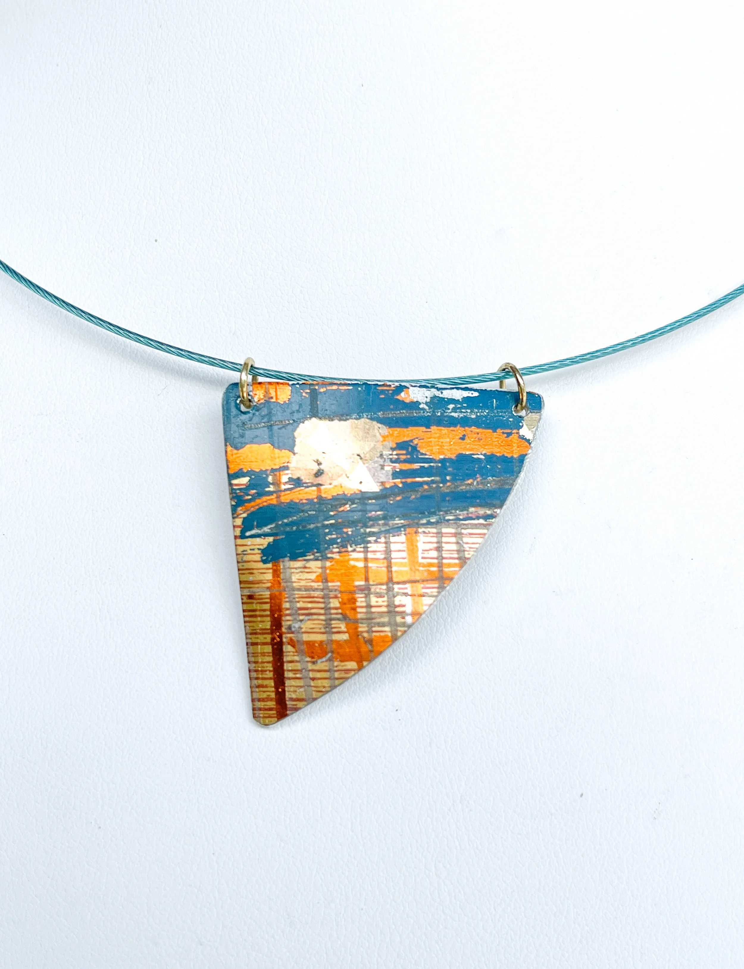 Pendant 144