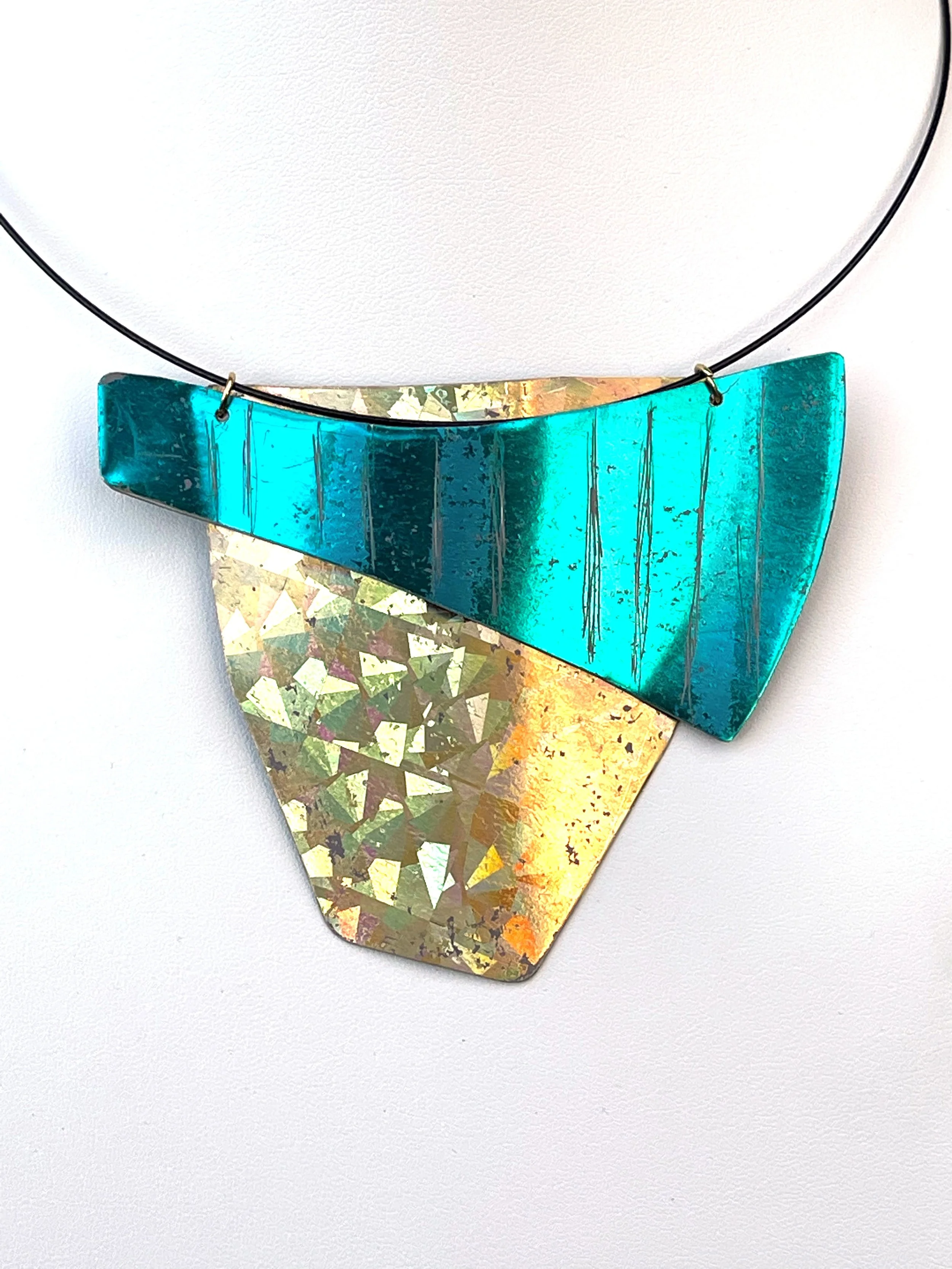 Pendant 34