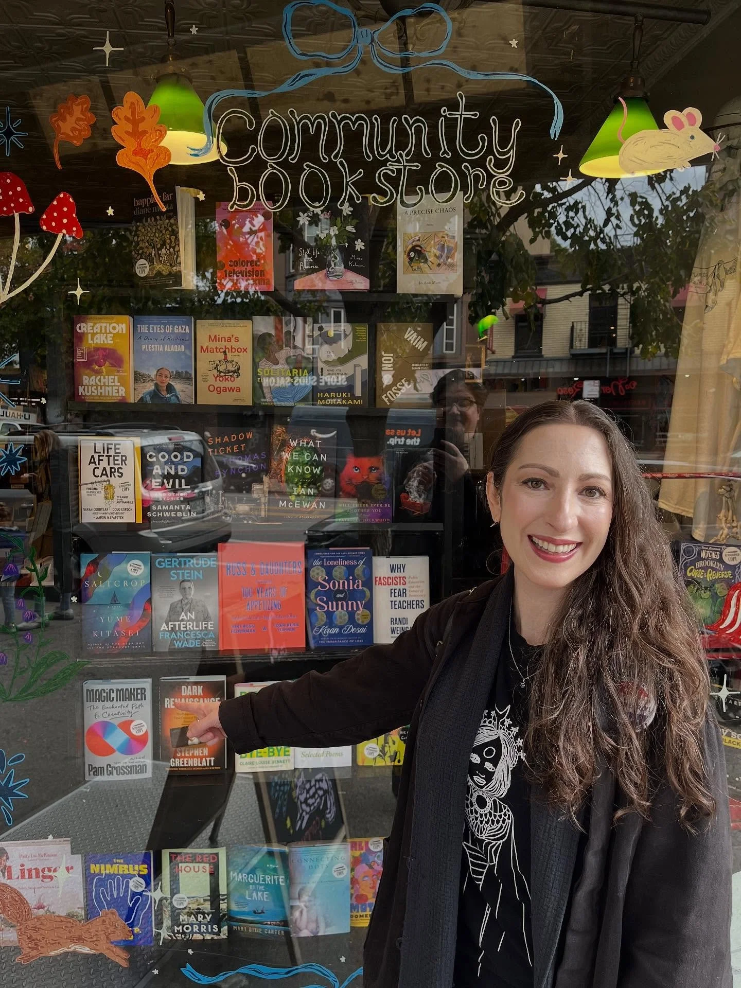 I was thrilled to have a standing room only event at my favorite bookshop @communitybookstore this past week. Thank you to the wonderful staff for being so supportive of MAGIC MAKER! Thank you to the illustrious @dorothealasky for helping me celebrat