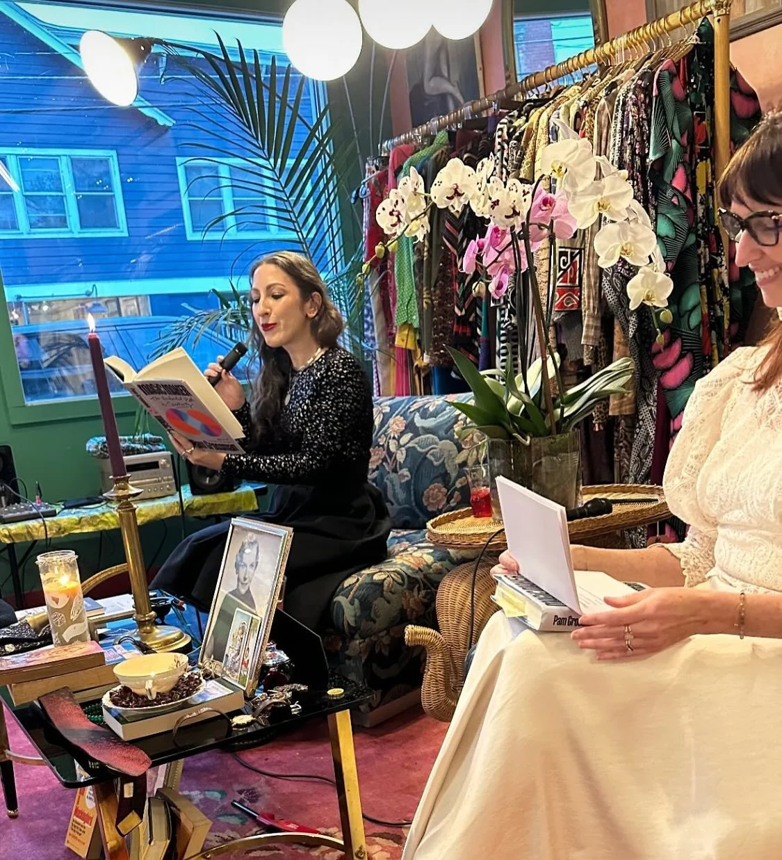 Grateful for a full house and full heart at last night&rsquo;s Magic Maker Samhain event. Thank you to the fabulous @onegrandbooks for hosting, @megthomann for moderating with such panache, @mayerwasner for mixing delicious elixirs, and @madamefortun