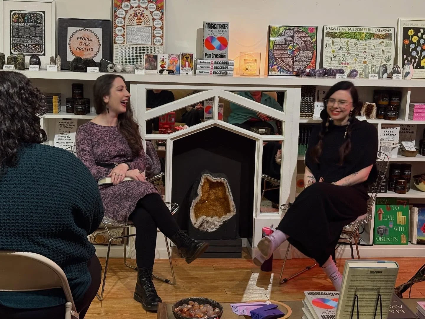 Thank you to everyone at @hauswitch for hosting last night&rsquo;s warm and wonderful full haus MAGIC MAKER event. And thank you to the book witches who braved the rain and brought such kindness and curiosity. It was so lovely to meet you all. And sp