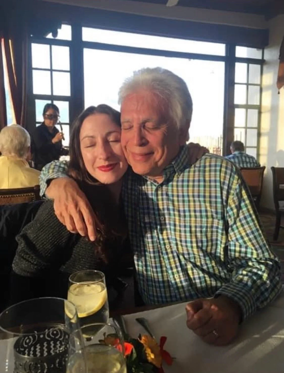 Happy 75th birthday to my musical, magical, marvelous dad (who shares a birthday with the NY KNICKS. Coincidence, I think not!!) He has shown me unconditional love and encouragement to be exactly who I am for my entire life. He left me little notes o