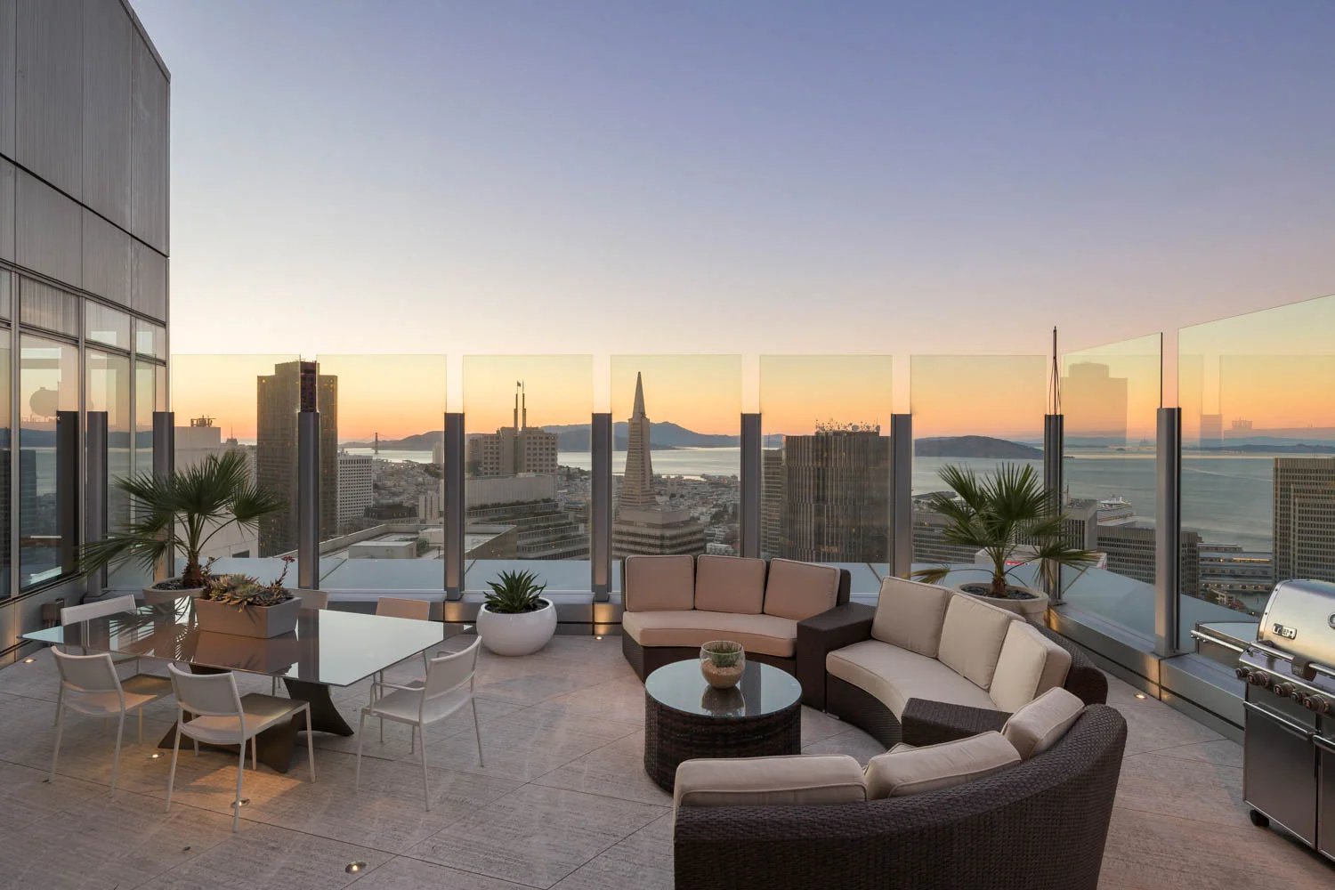 Terrace_Eve_North_9821.jpg