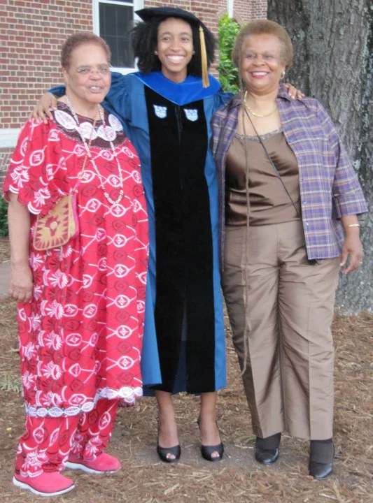 grad_lex-harriet-caroline.jpg