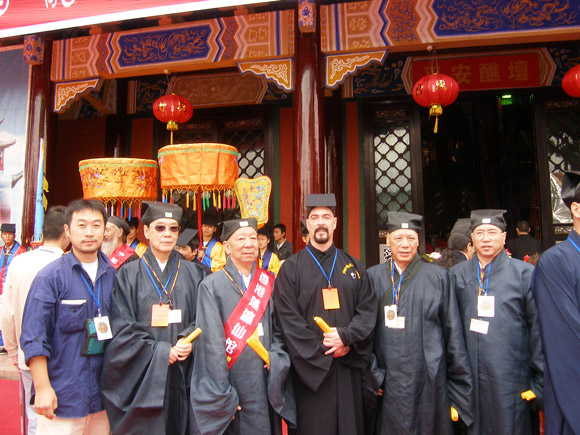 Dr.-Jerry-Alan-Johnson-with-friends-at-900-year-Longhu-Shan-Celebration.jpg