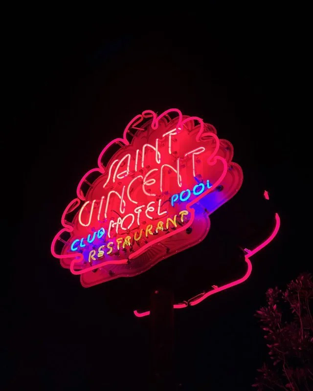 Hotel St Vincent - New Orleans - neon sign.jpg.1200x800_q85.jpg