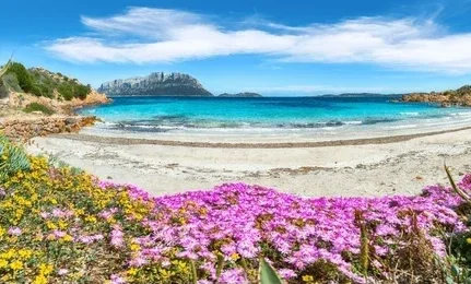 superb-azure-water-rocks-lots-260nw-2589876261.webp