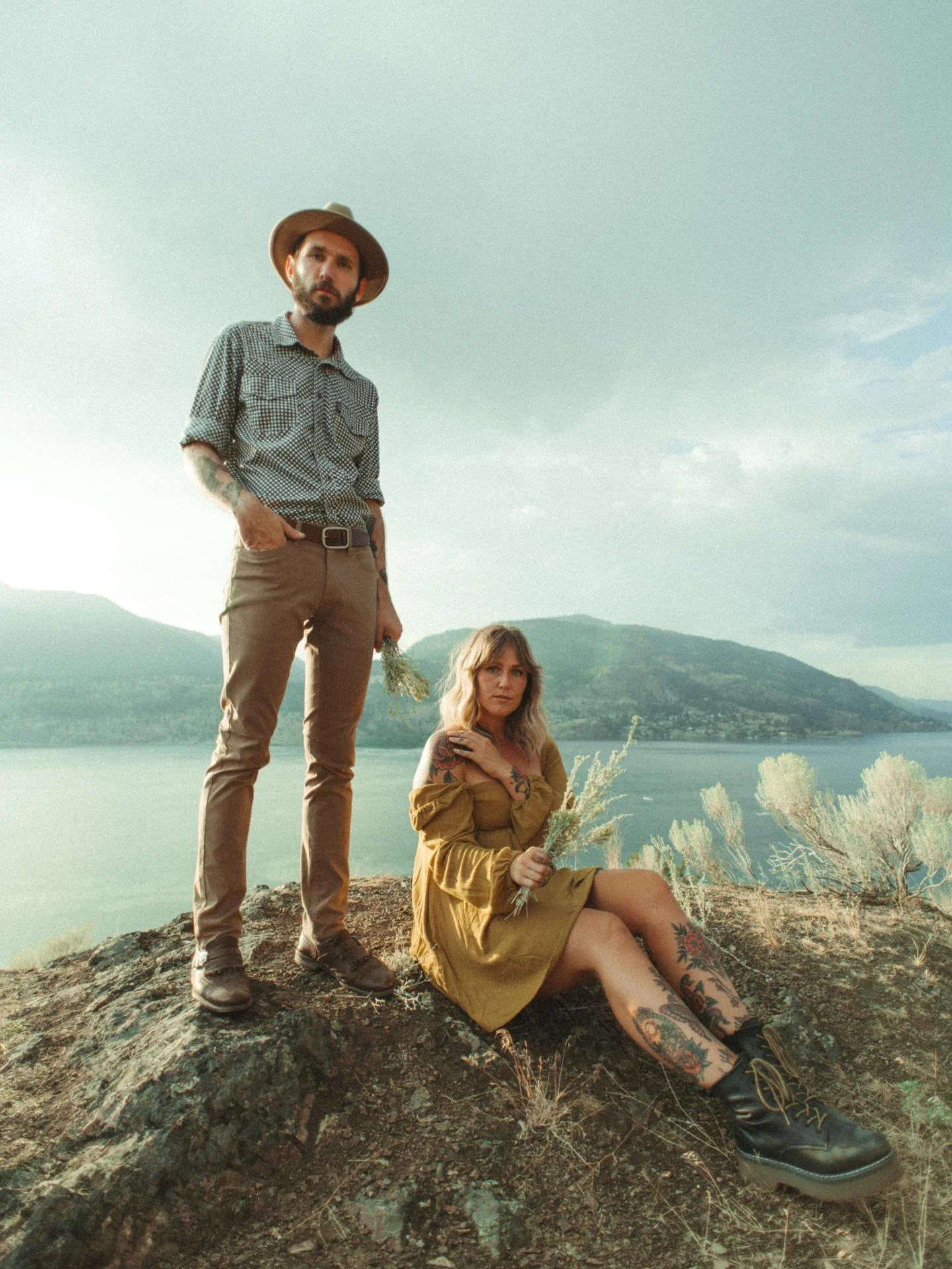 Making a quick run in Western Canada at the end of the month. Tell your friends!
 
@one_light_concerts 
@smallbatchstage 
@sofarkelowna 
@duncanshowroom 
@the.victoria.house 
@good.companycoffee 
@nineinalinebrewingco