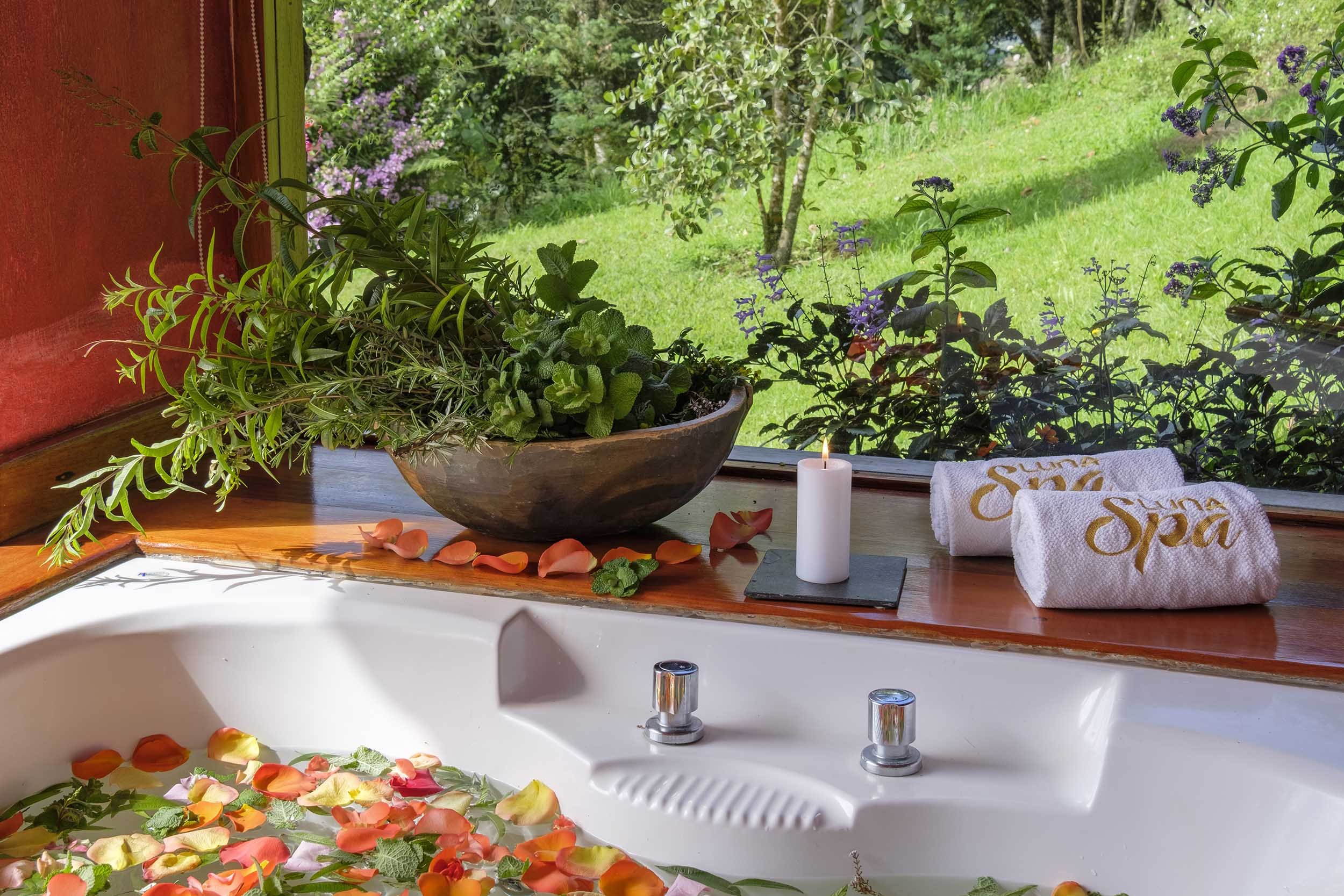 Celebra a mamá: 3 paquetes de Spa en Baños