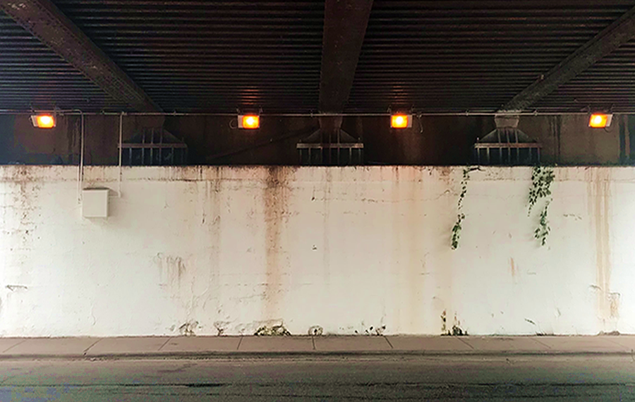  Mural photo by Scott Thompson (2010), whitewashed photo by Lee Helmer (2018). " Es Tiempo de Recordar" by a rtists Sandra Antongiorgi and Marcus Akinlana (currently of New Orleans). 
