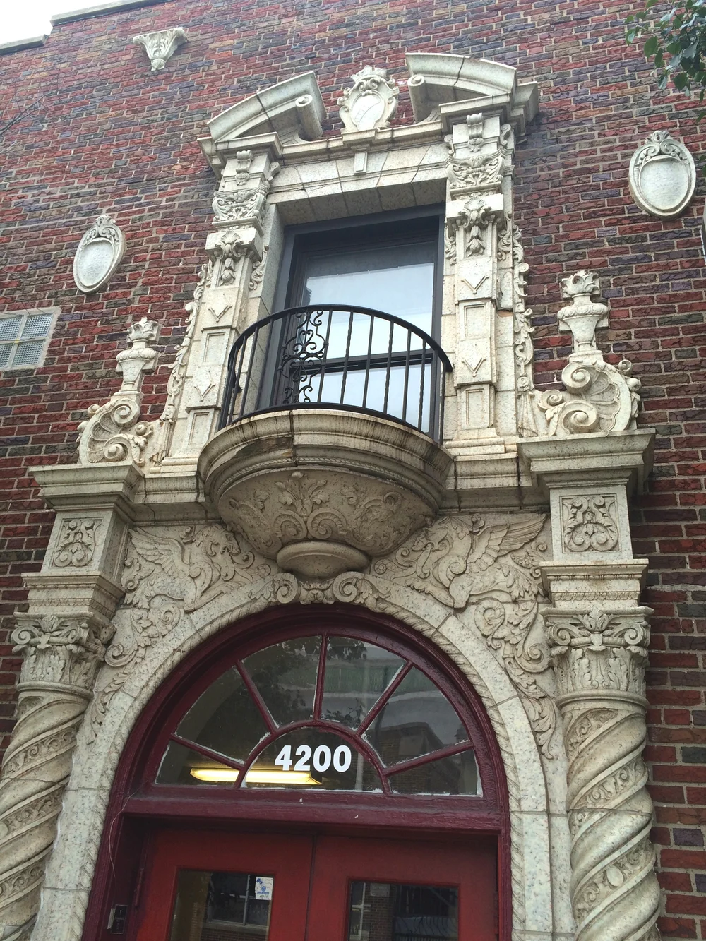 Workshop 4200 Diversey Entrance