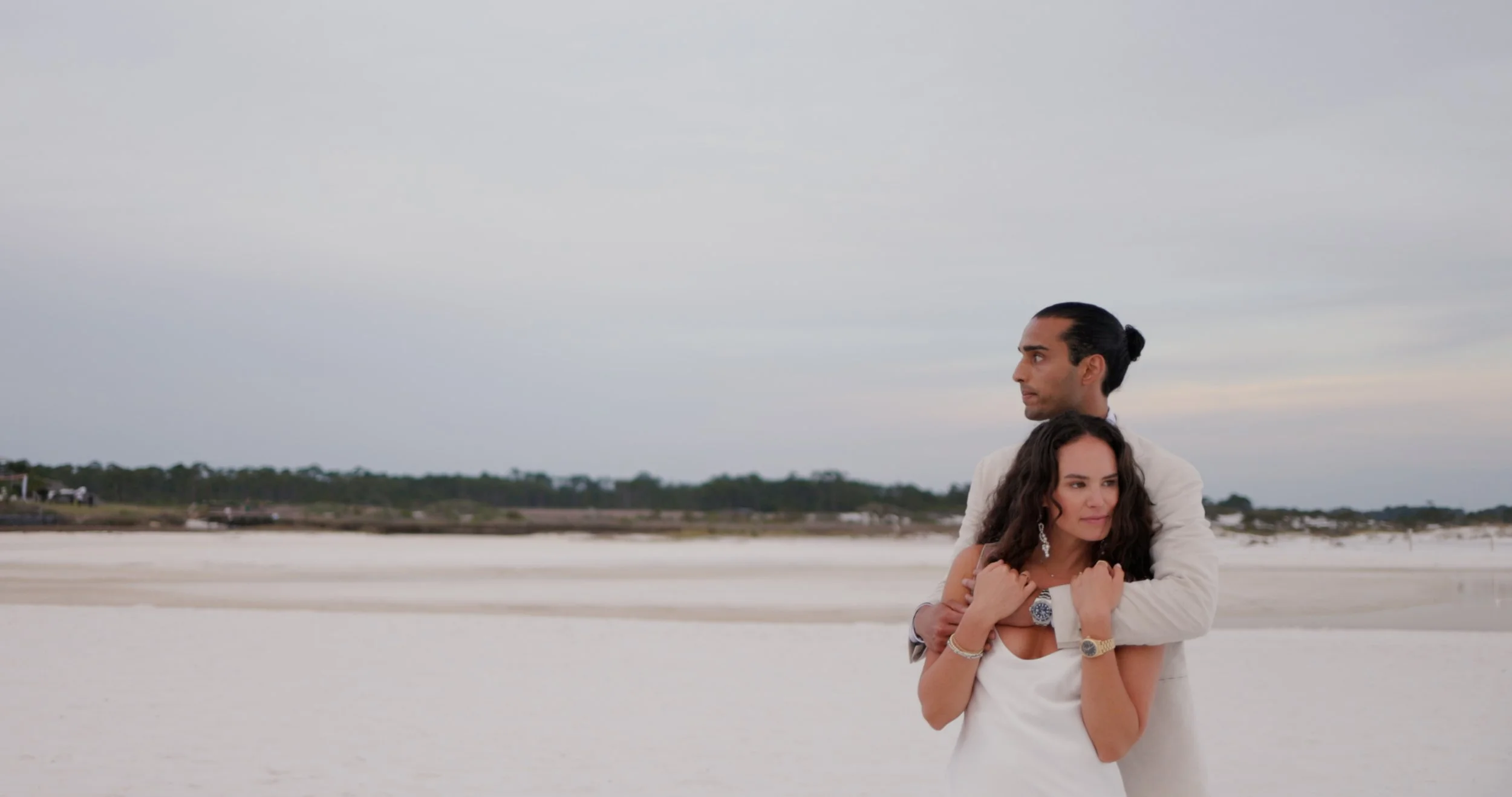 Jessie&Atul_MainHighlight_4096x2160_Horizontal_v5a_PRORES.00_00_04_17.Still002.jpg