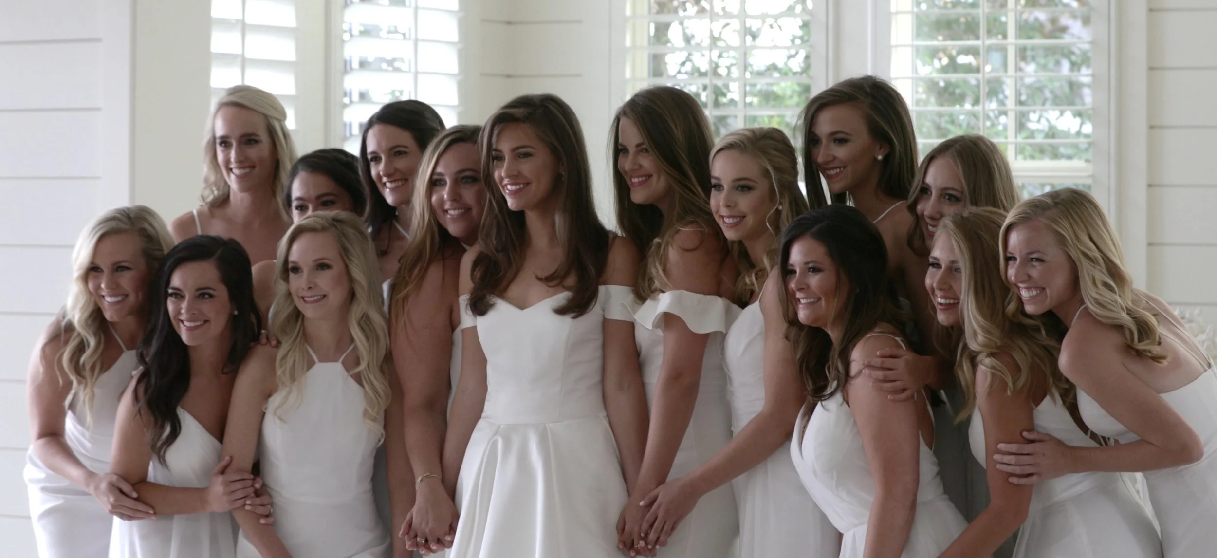 evan_&_h's_seaside_wedding (2160p).00_01_33_07.Still006.jpg