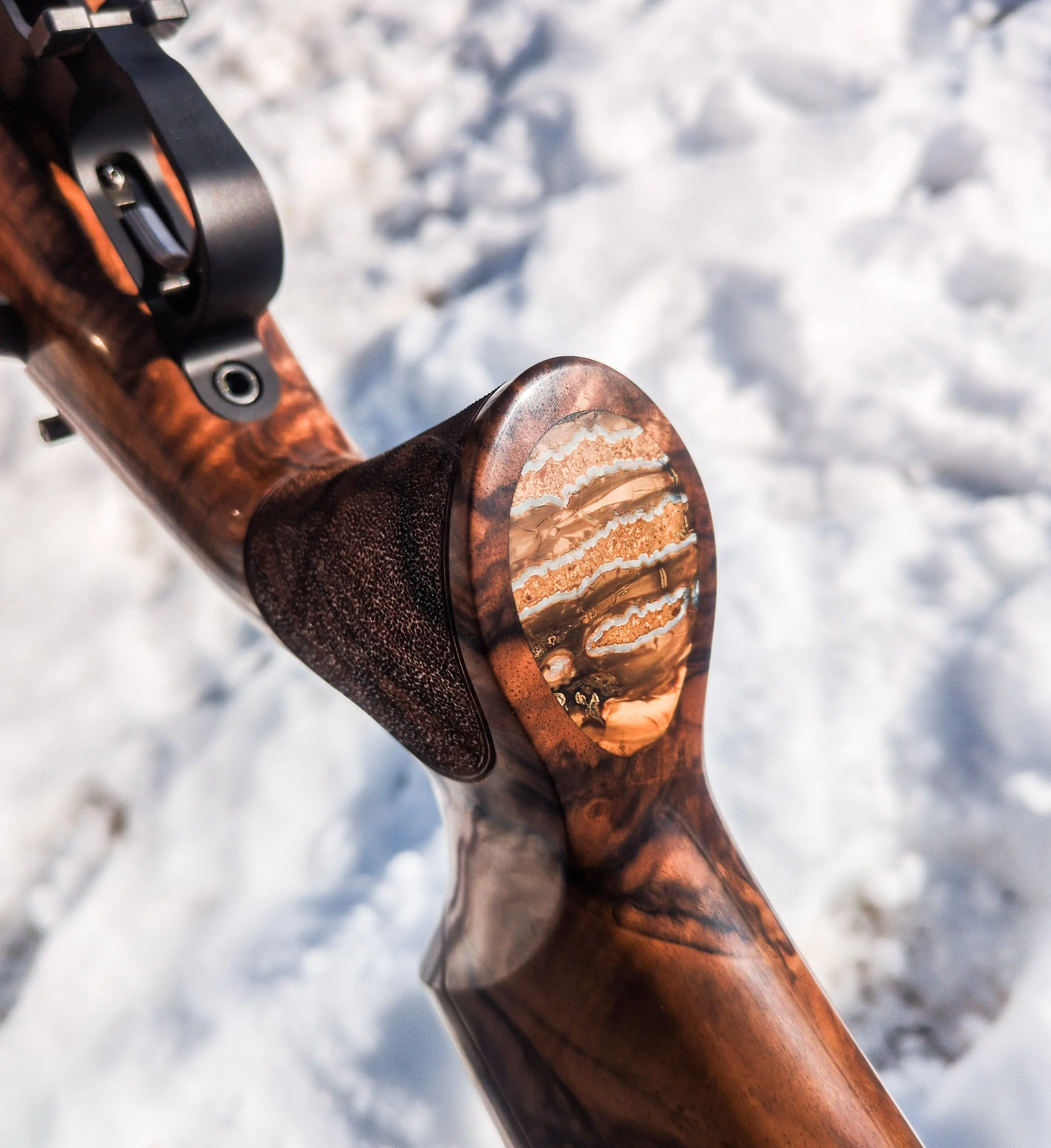 Mammoth tooth grip cap inlay