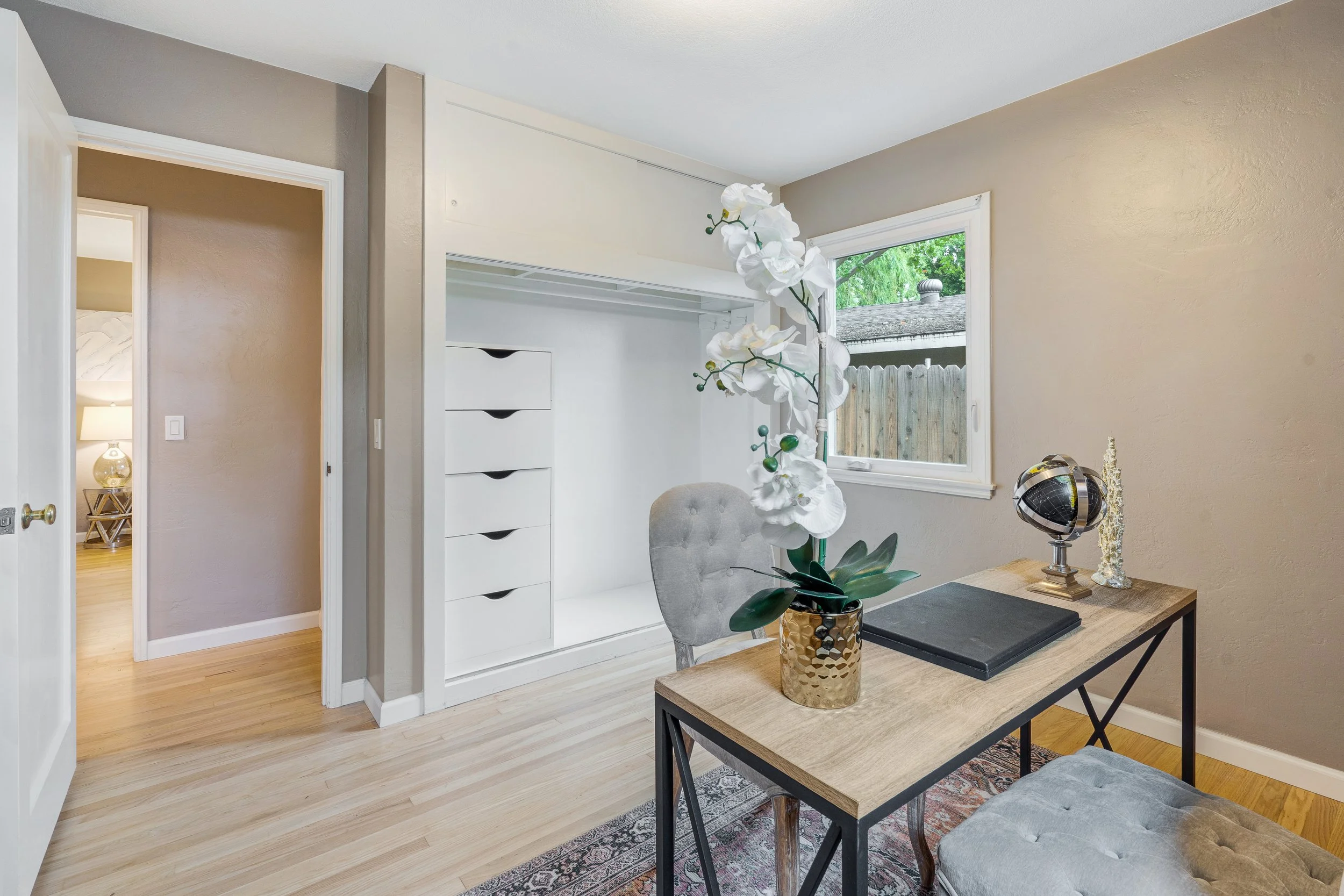 435 E Crescent Ave Redlands, CA (Cristina C)-22-14.jpg