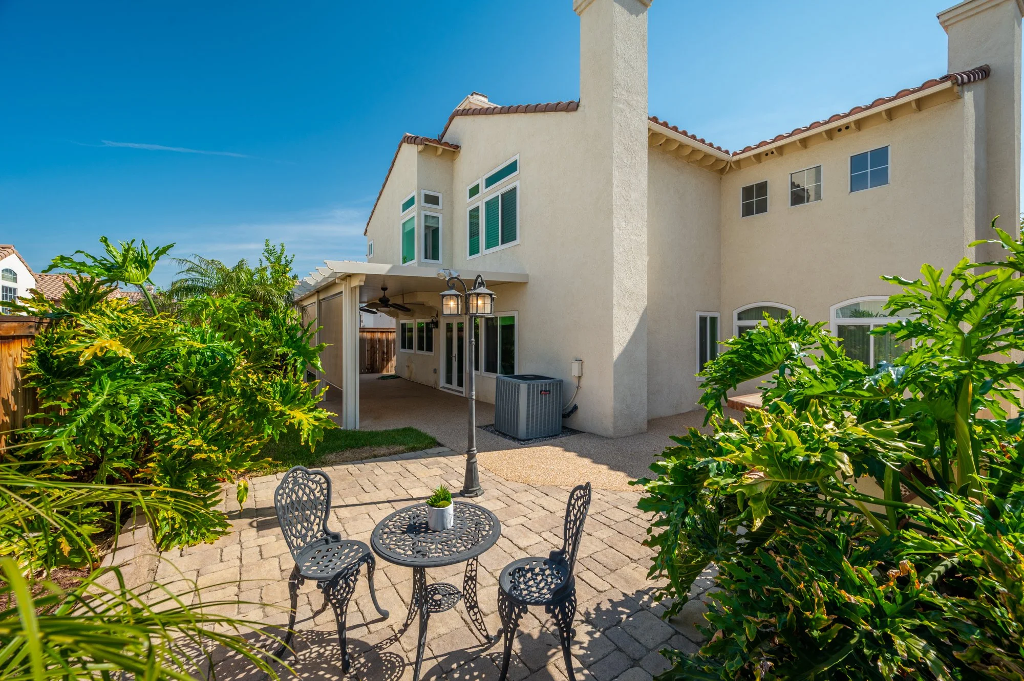 200429 16485 Zarco Luna Pl 0028.jpg