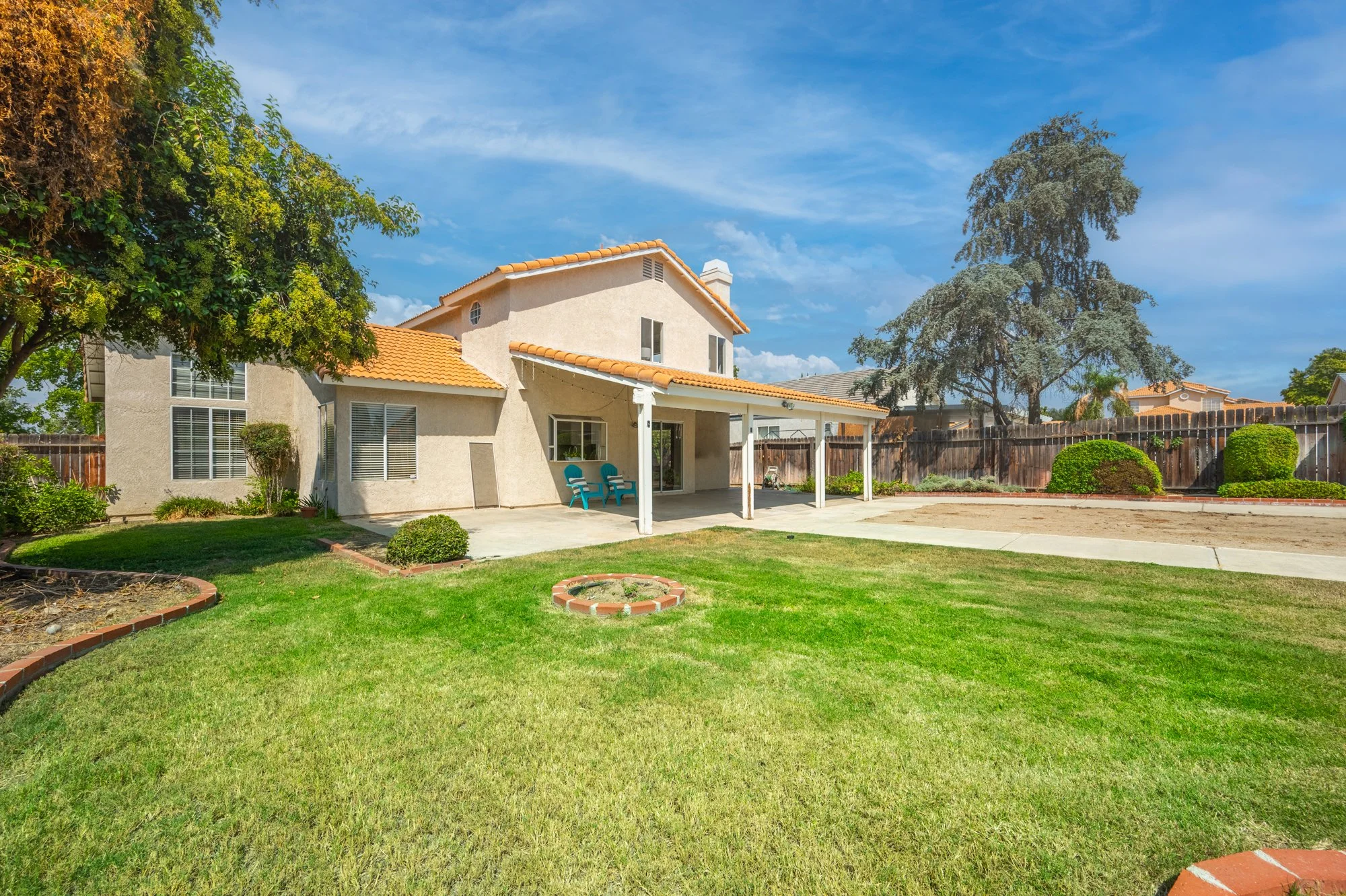 210908 1533 Canterbury Cir 023.jpg