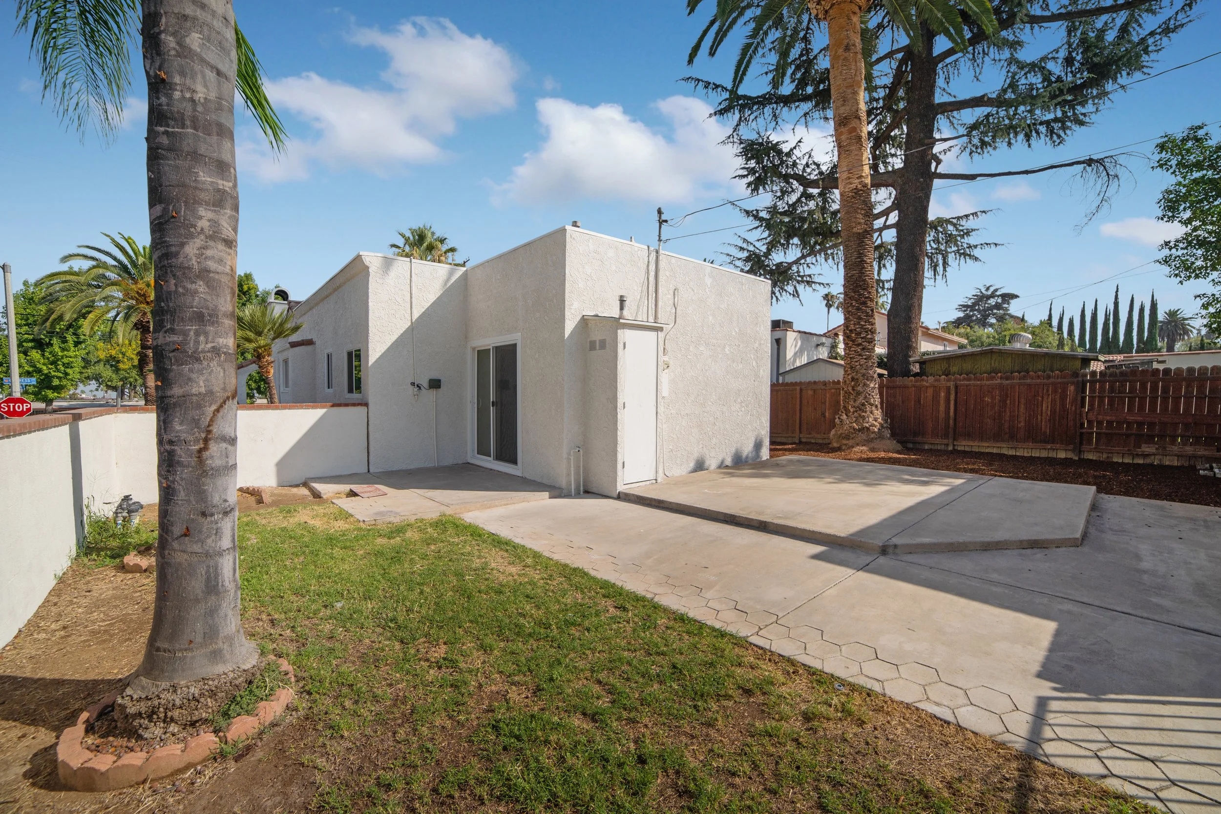 1011 W Cypress Ave Redlands CA (Cristina)-23.jpg