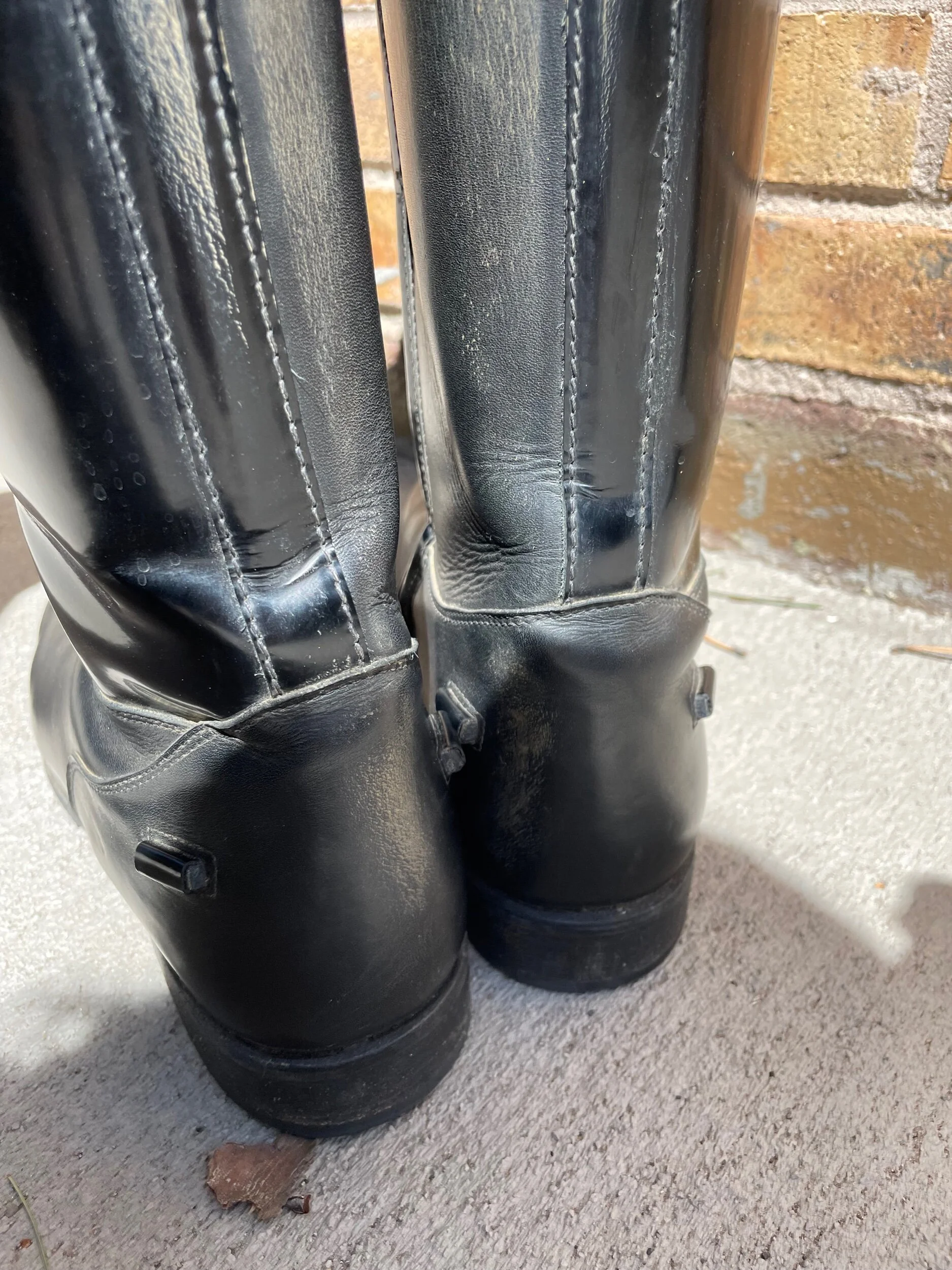 158D64A8-EC88-45B4-99A4-AE72C1D111AF