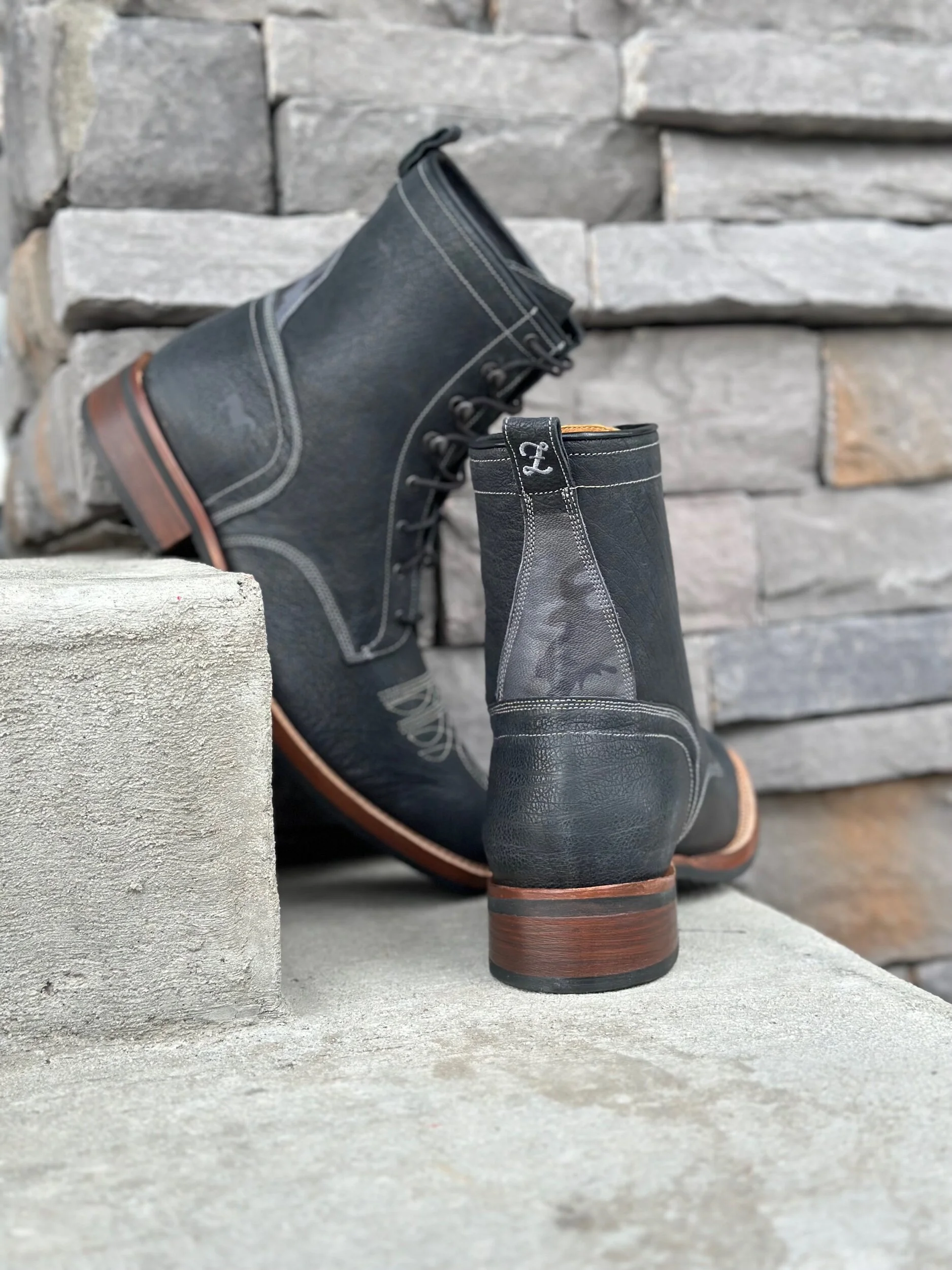 D75A58A5-8B75-40A3-BC35-31257EA09A1A