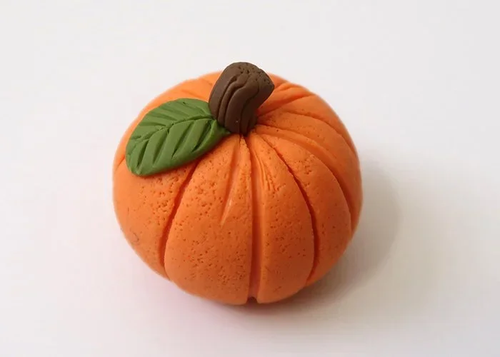 Polymer-Clay-Pumpkin-Tutorial-9.webp