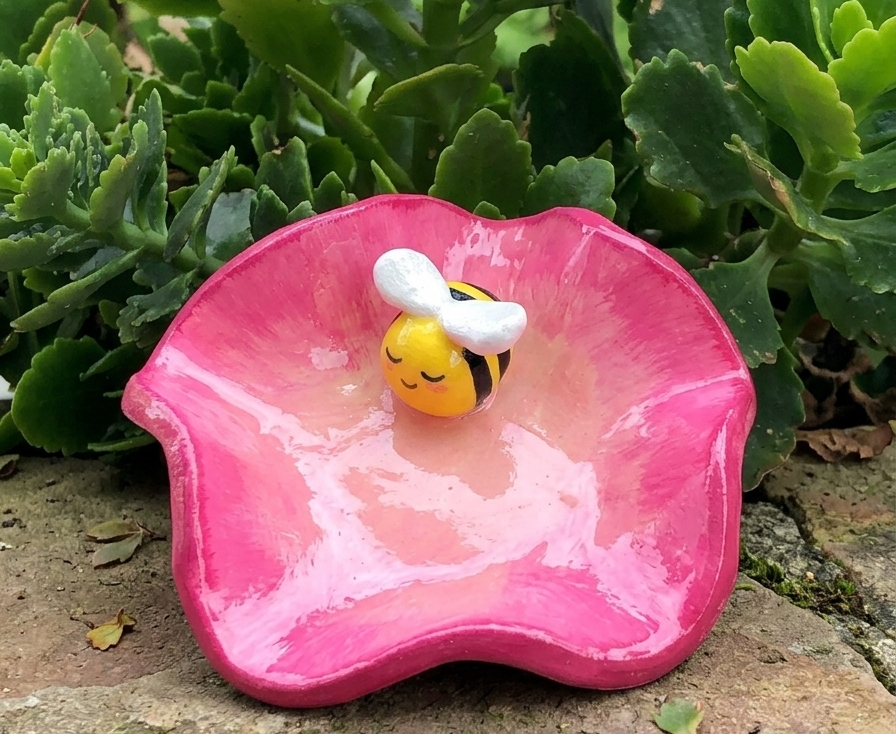 flowerbee.png