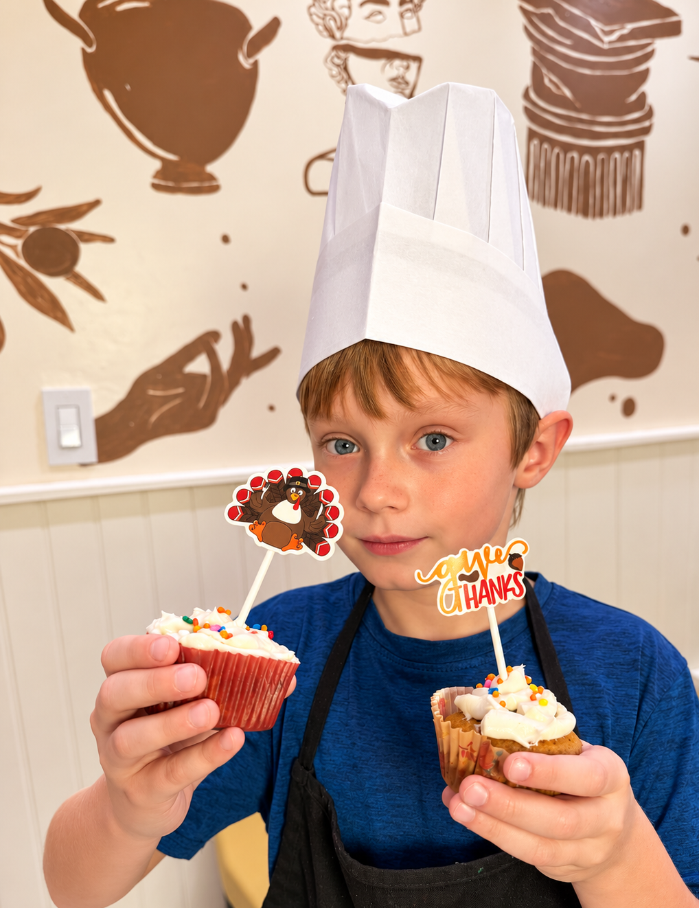 Thanksgiving Cupcakes.png