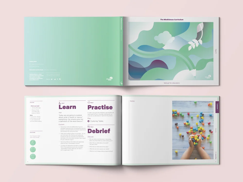 Mockup7_CoverSpreadInnerSpread.jpg