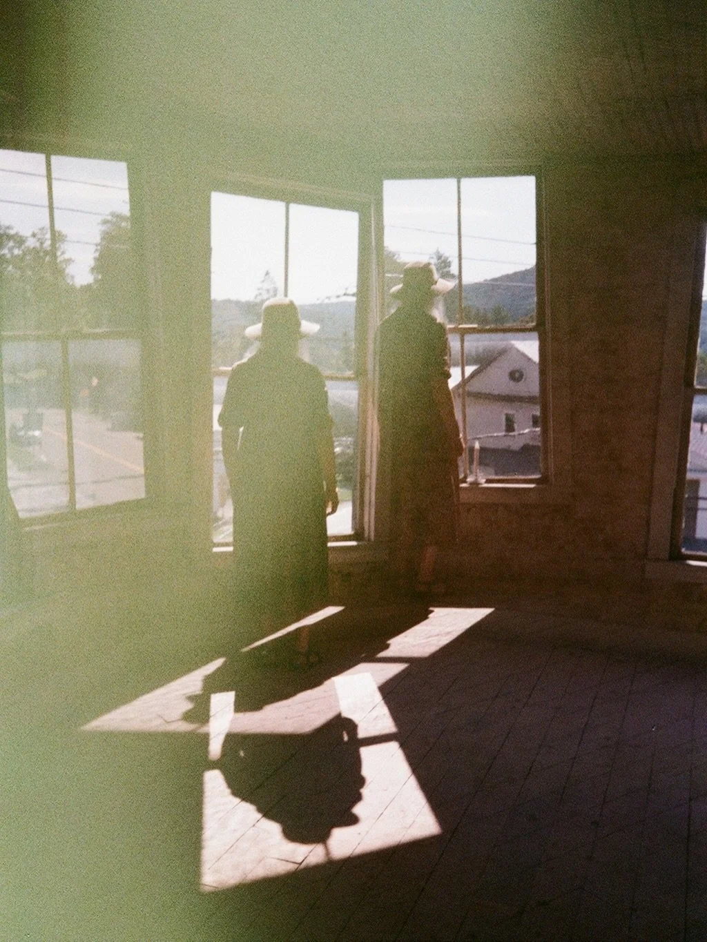 Time is a shadow in the mind.
-Stephen King

Or is it a ghost?

#kodakportra400 #doubleexposurefilm #mycamerasbroken #accidentalbeauties #ghostinthemachine