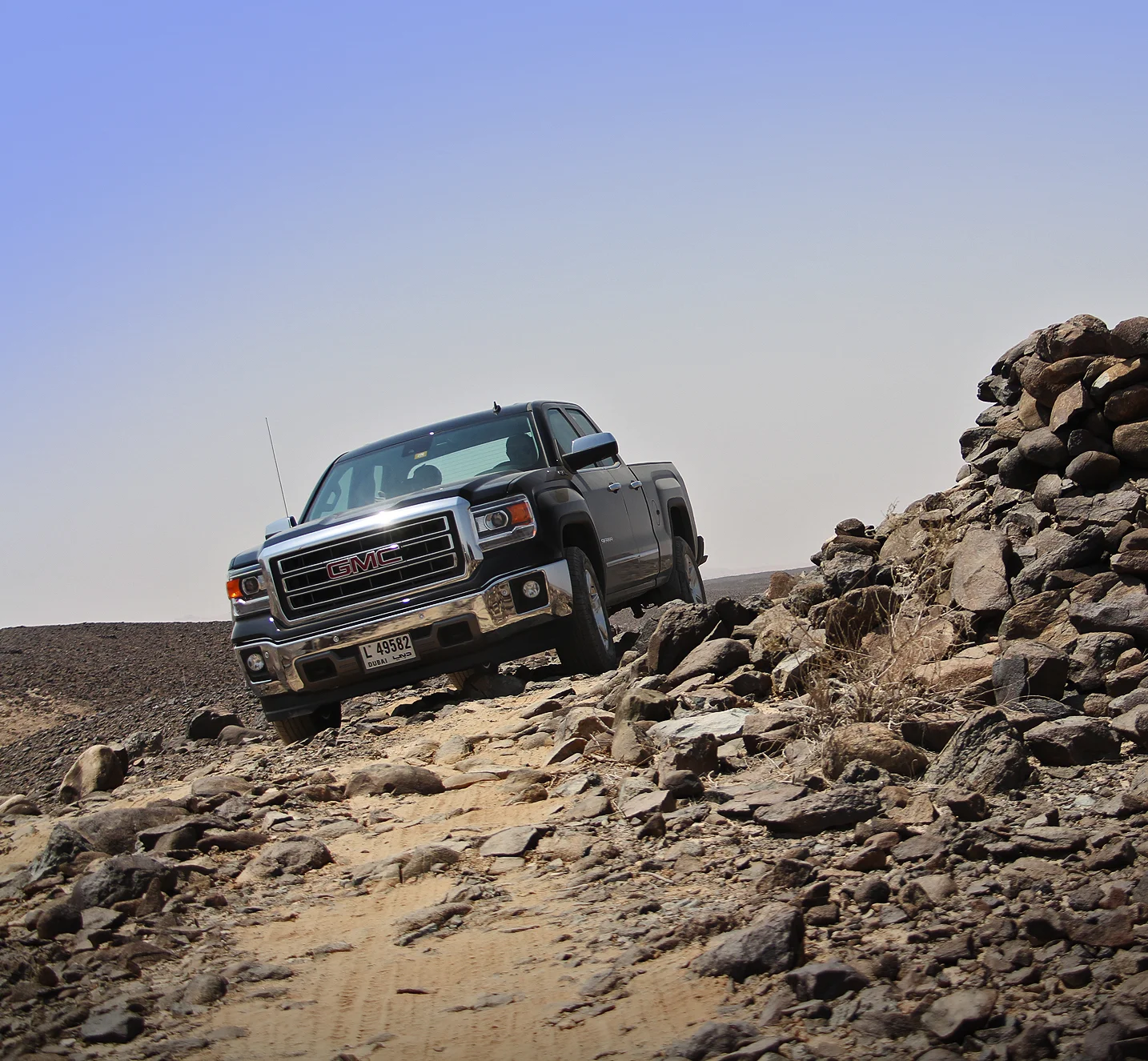 GMC_Sierra_2014_4.jpg