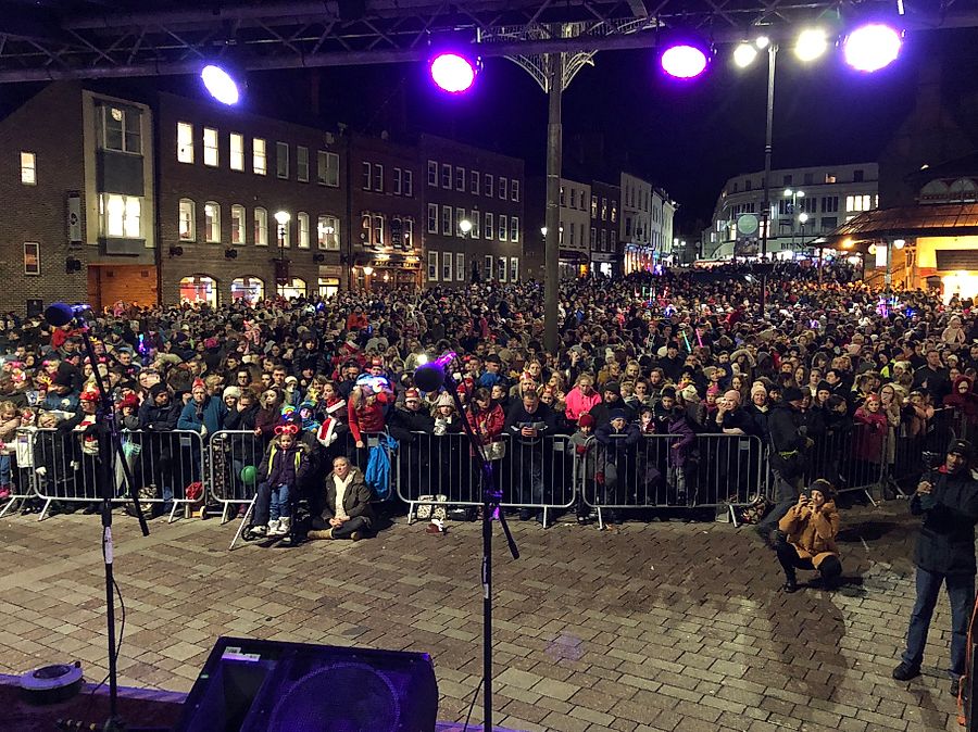 darlo lights switch on.jpg