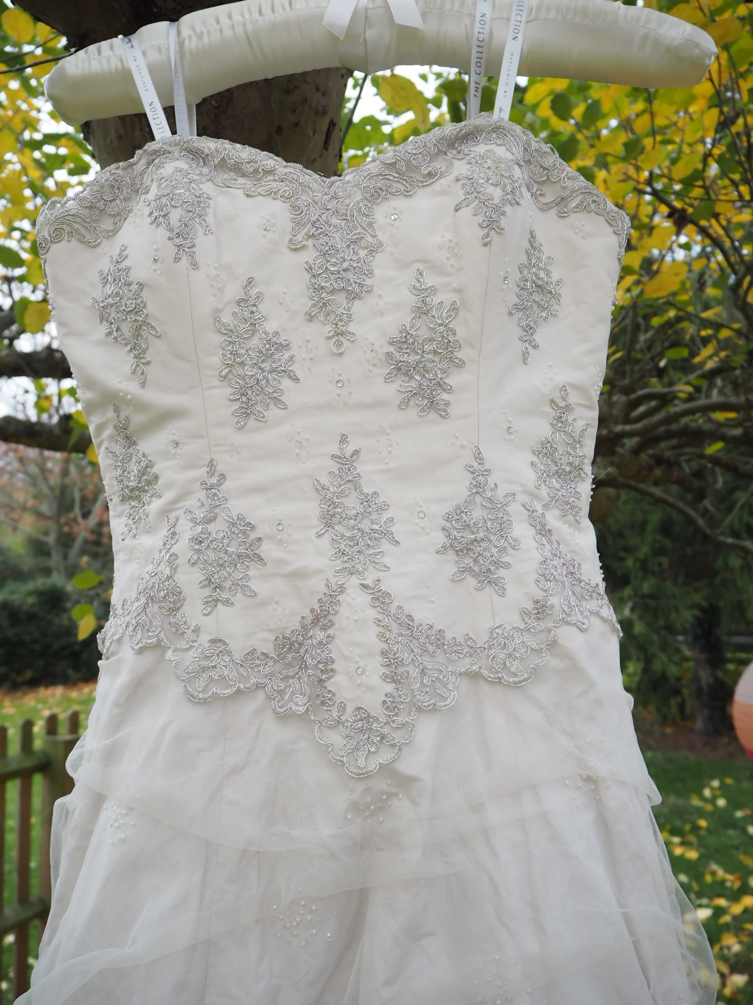 [FOR HIRE] Ian Stuart "Truffle" Gown