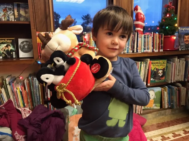 PHOTOS Santa at Library 12/17