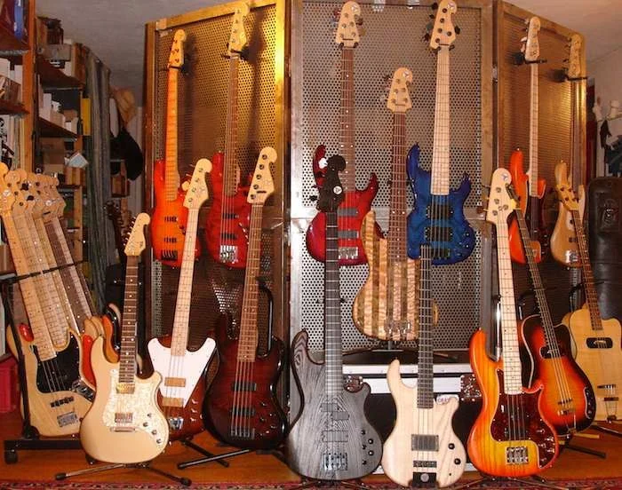 meeting-bass.jpg