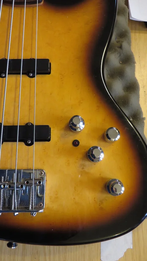 hohner retro 4 knob.jpg