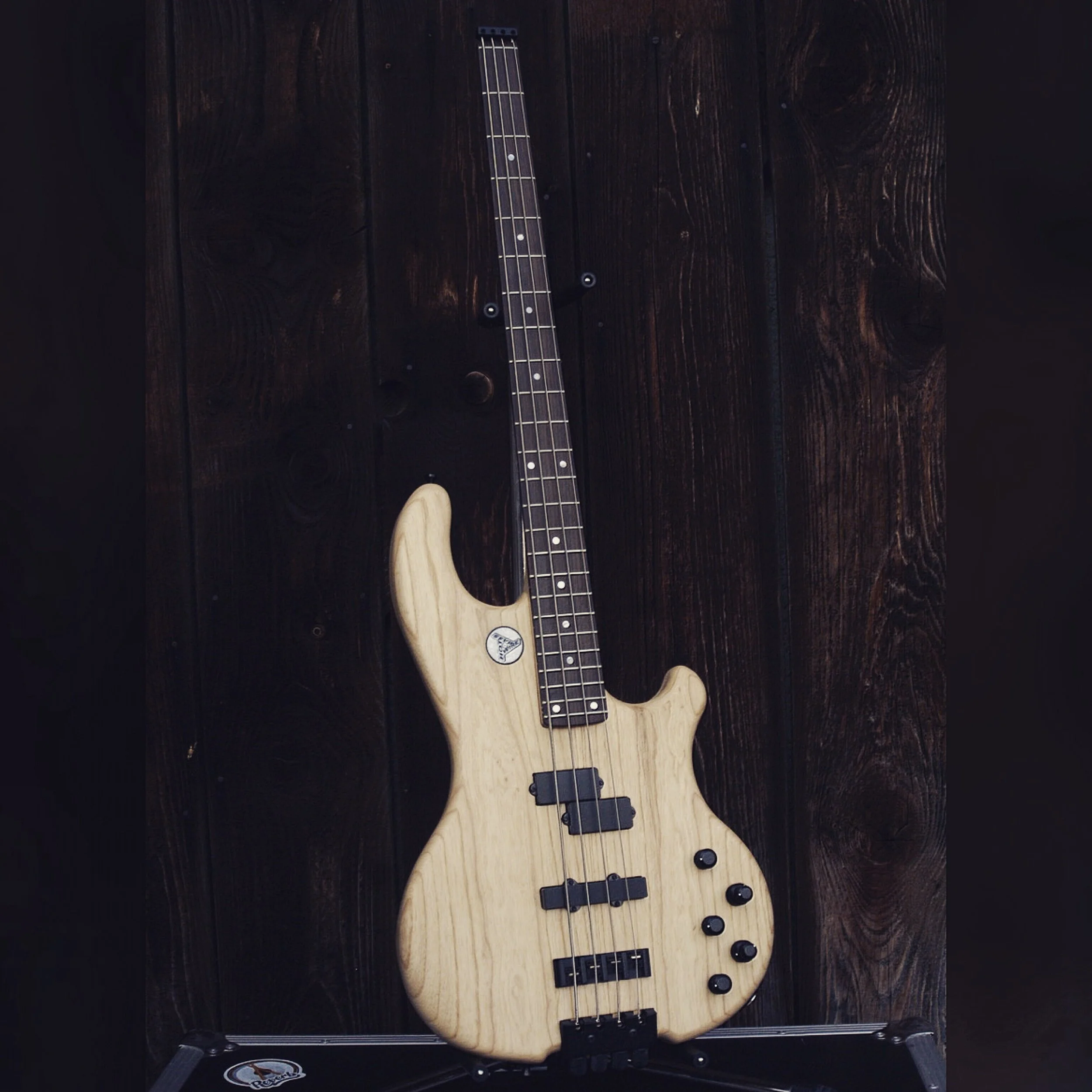 Headless Bass