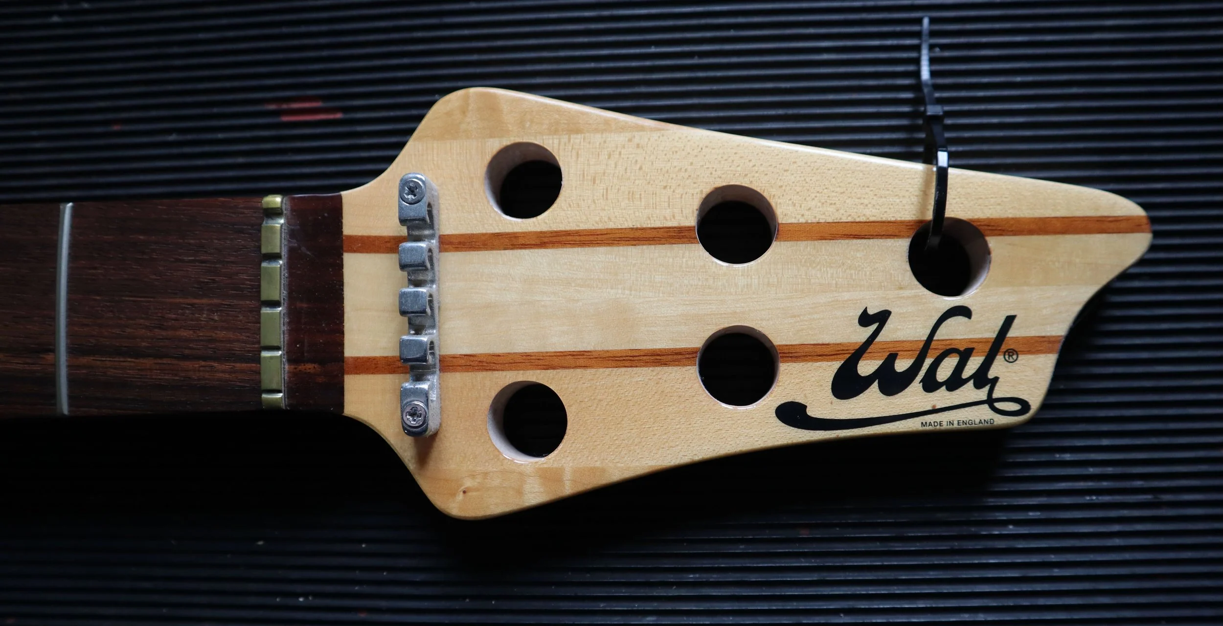 WAL BASS NECK FIVESTRING 1999 UNPLAYED - BRANDNEW!